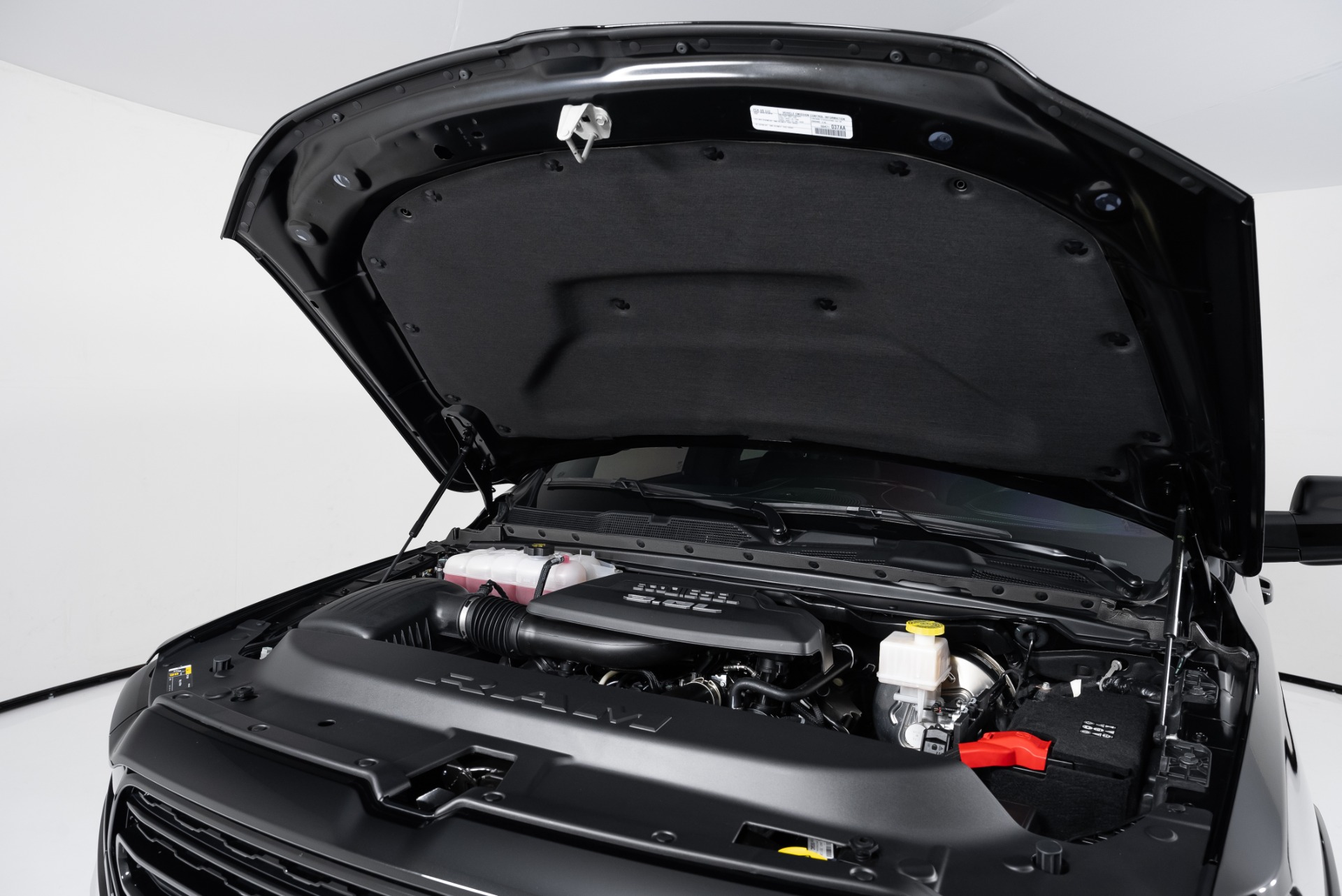 Full Hood Kit | RAM 1500 LIMITED 2021 Full Hood Kit | RAM 1500 LIMITED 2021