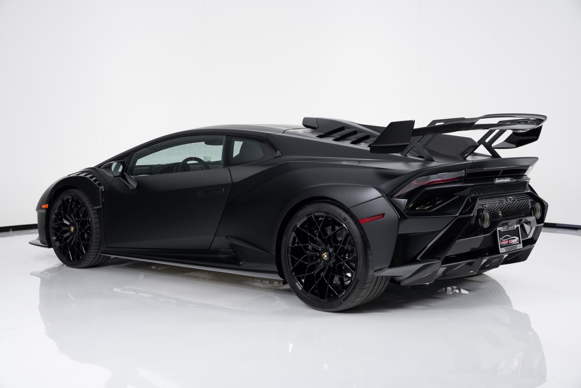 2022 LAMBORGHINI HURACAN STO for Sale, CA - VAN NUYS