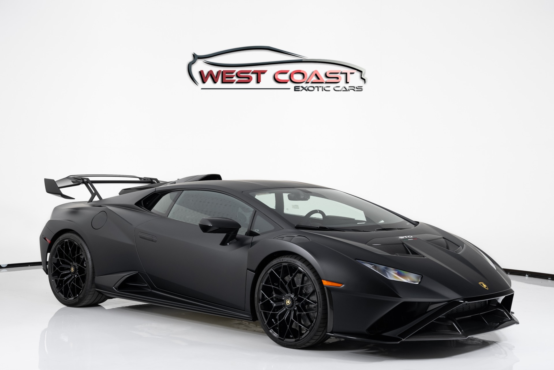 2022 LAMBORGHINI HURACAN STO for Sale, CA - VAN NUYS