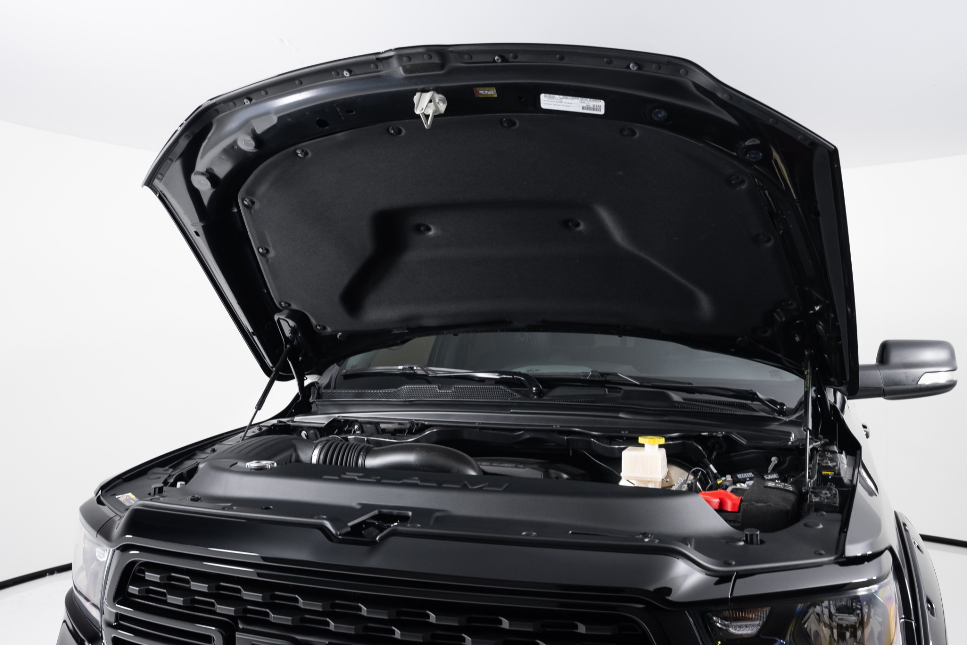 Full Hood Kit | RAM 1500 BIG HORN 2022 Full Hood Kit | RAM 1500 BIG HORN 2022