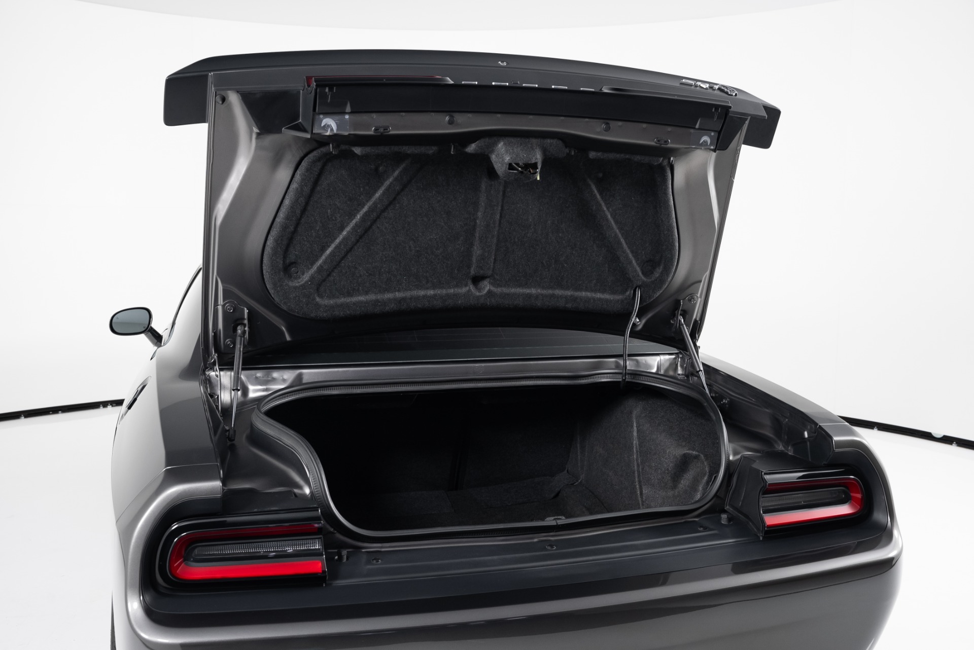 Trunk Lid Kit | DODGE CHALLENGER SRT HELLCAT 2018 Trunk Lid Kit | DODGE CHALLENGER SRT HELLCAT 2018