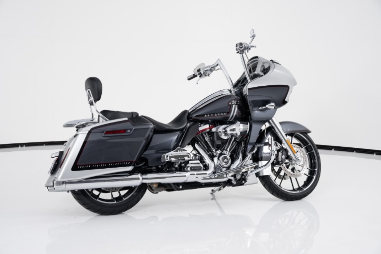 Used 2019 Harley-Davidson CVO Road Glide for sale Sold at West Coast Exotic Cars in Murrieta CA 92562 3