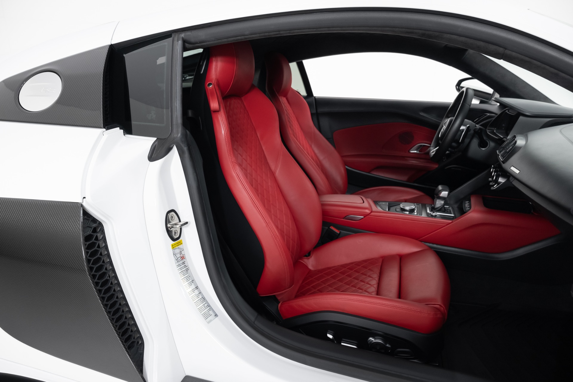 Audi R8 Spyder White Interior