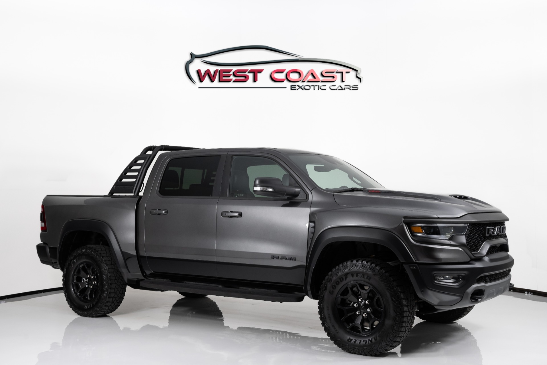 Rocker Panel Kit | RAM 1500 TRX 2022 Rocker Panel Kit | RAM 1500 TRX 2022