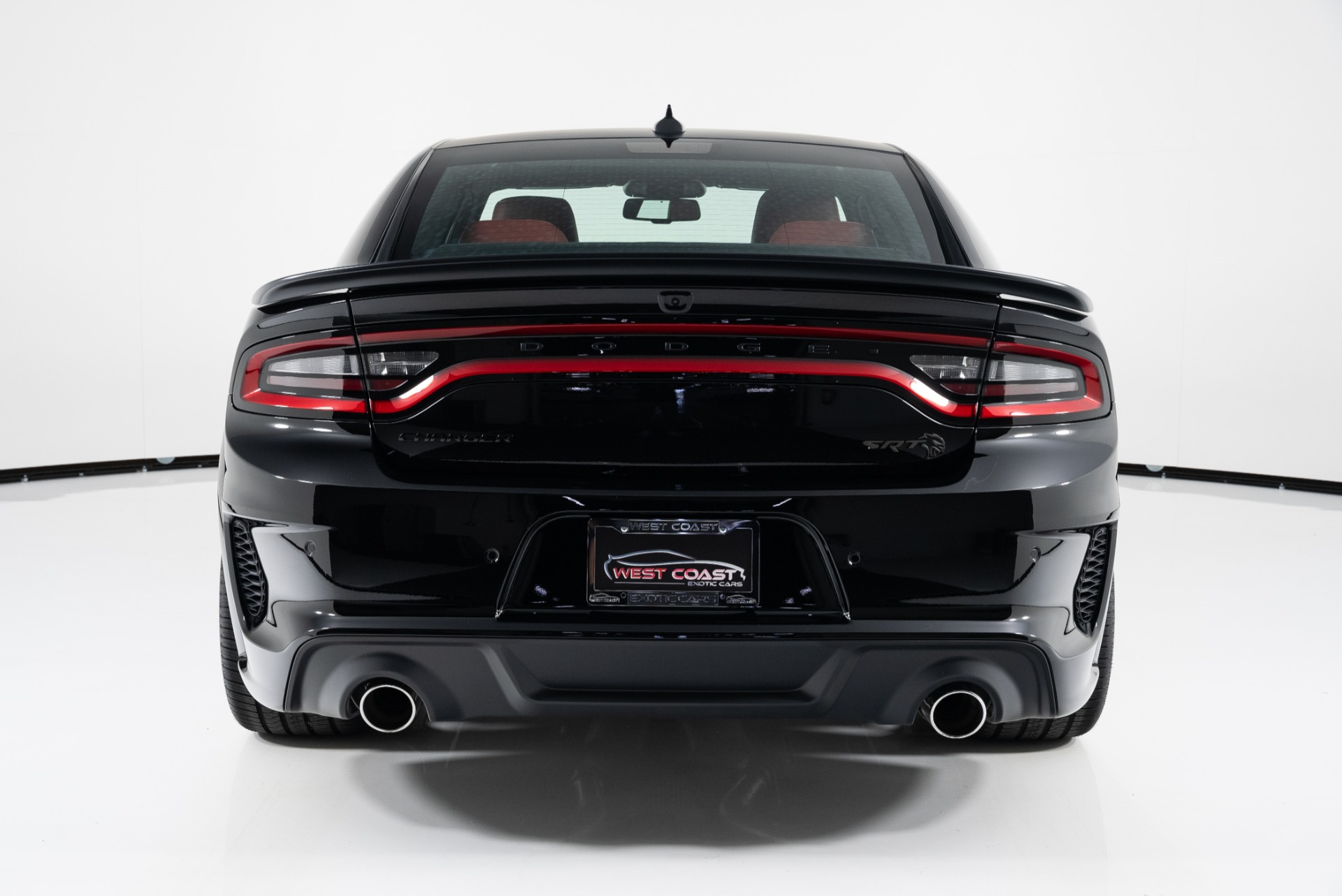 Dodge Brand Breaks All the Rules with Jailbreak Model for 2022 Dodge  Charger and Challenger SRT® Hellcat Redeye Widebody