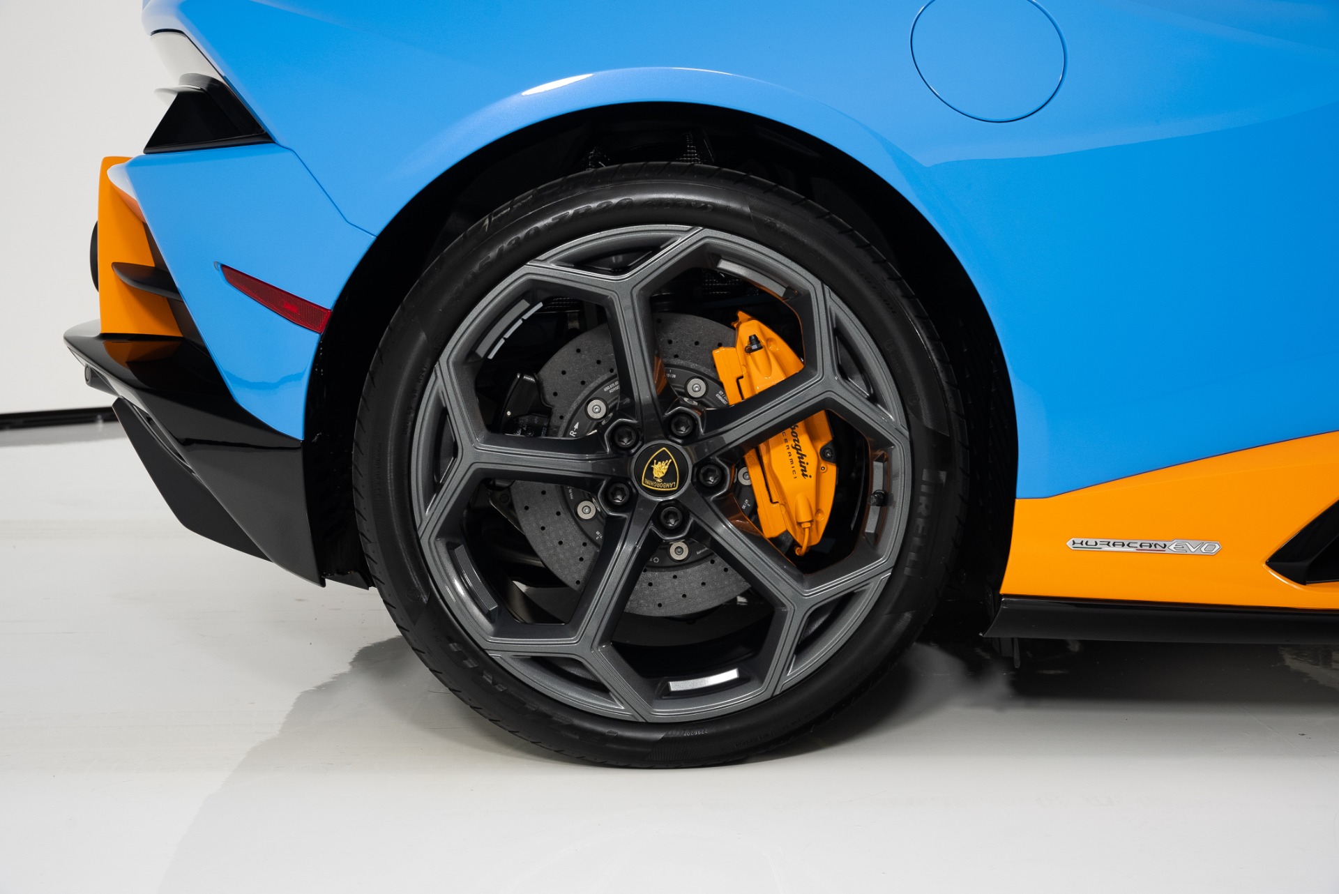 Used 2022 Lamborghini Huracan EVO LP 640-4 Spyder For Sale (Sold