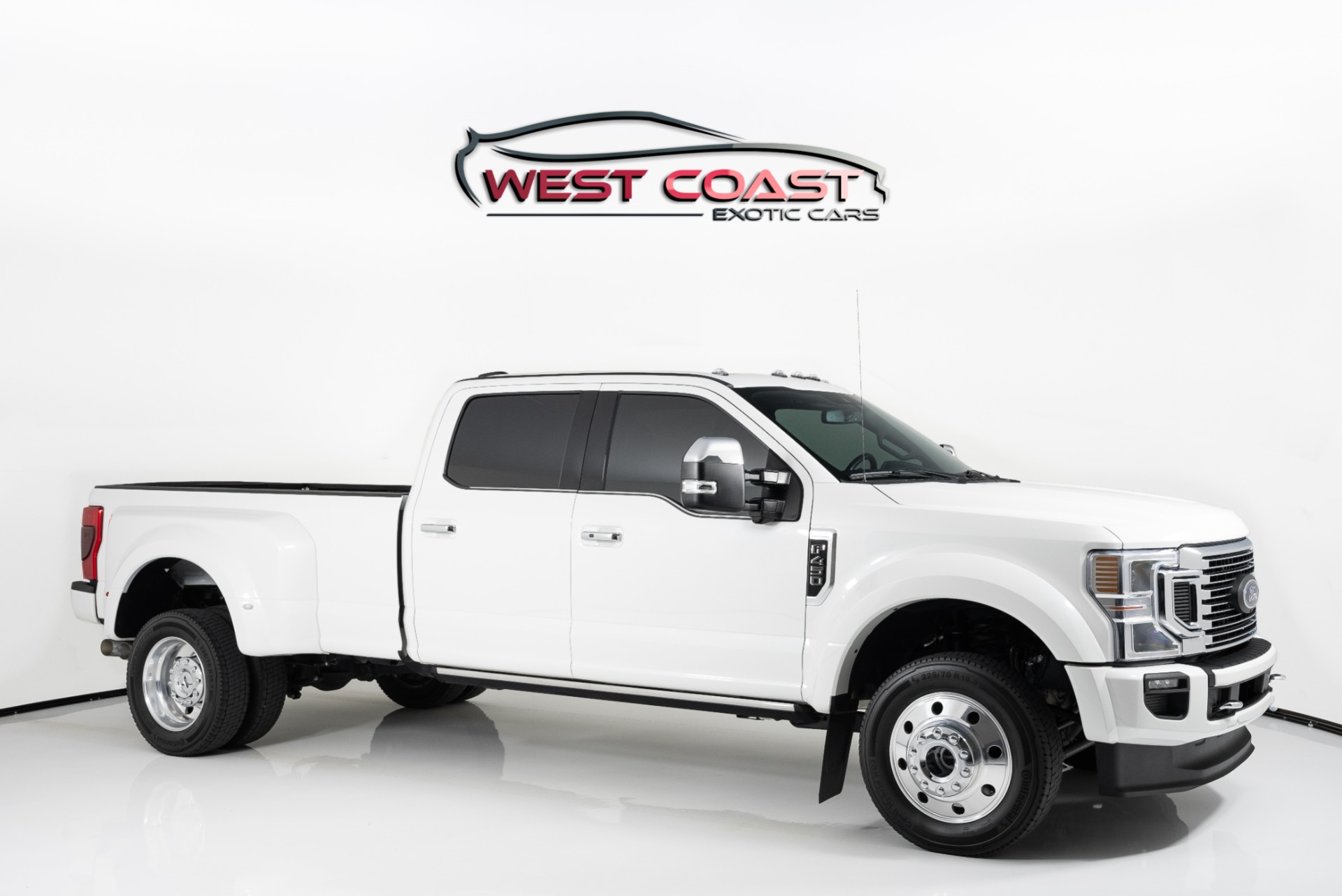 Full Fender Kit | FORD F-450 PLATINUM 2021 Full Fender Kit | FORD F-450 PLATINUM 2021