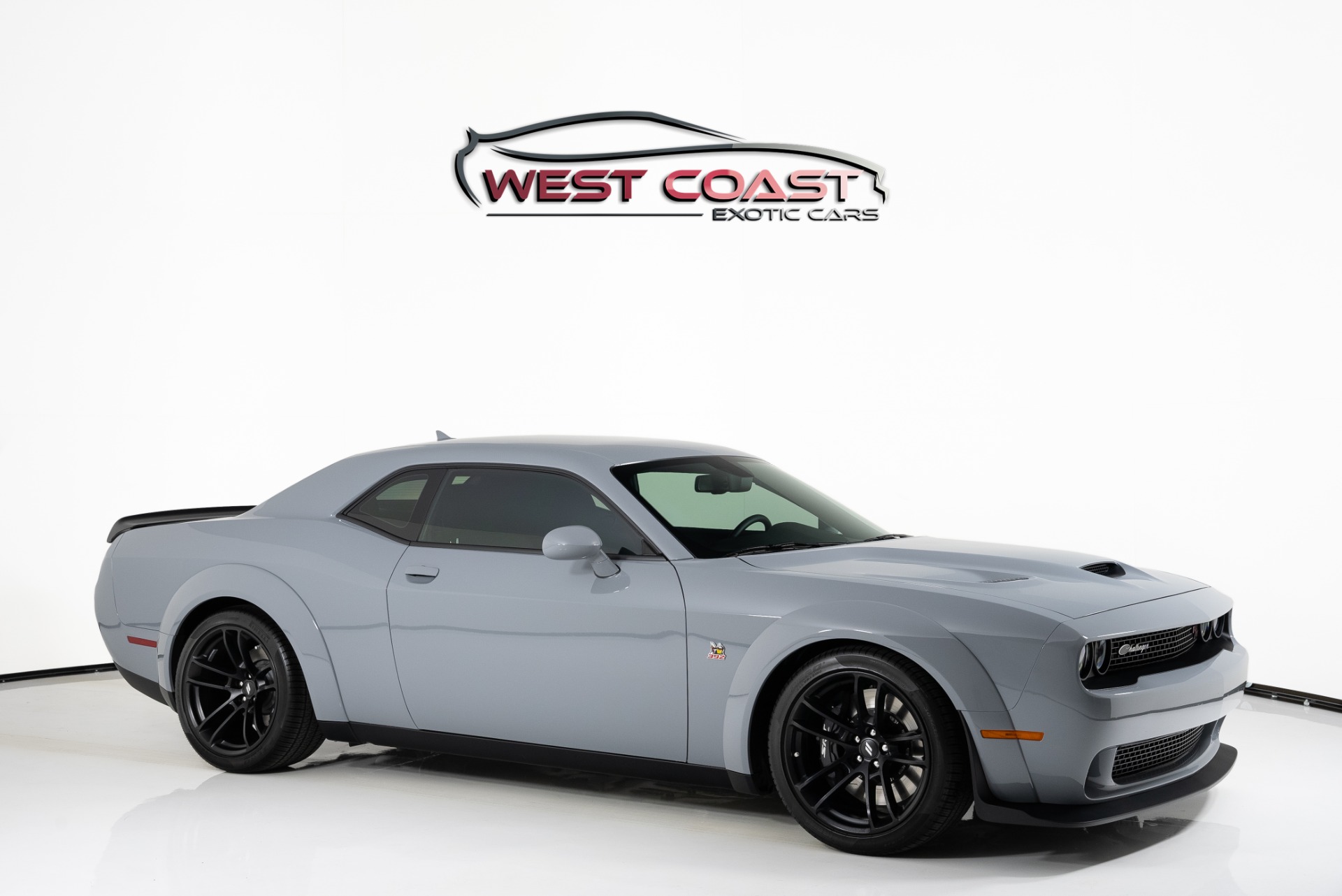 thumbnail image 2 of STO N SHO Removable License Plate Bracket For 2019-2022 Dodge Challenger Wide Body 2 of 5