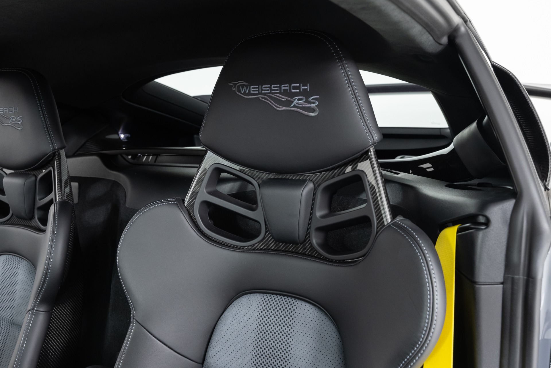Porsche gt4 seats clearance for sale