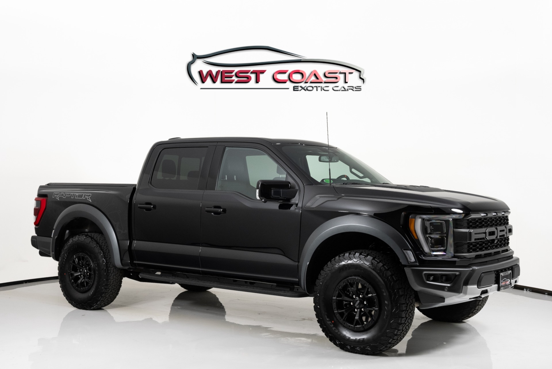 blacked out ford raptor