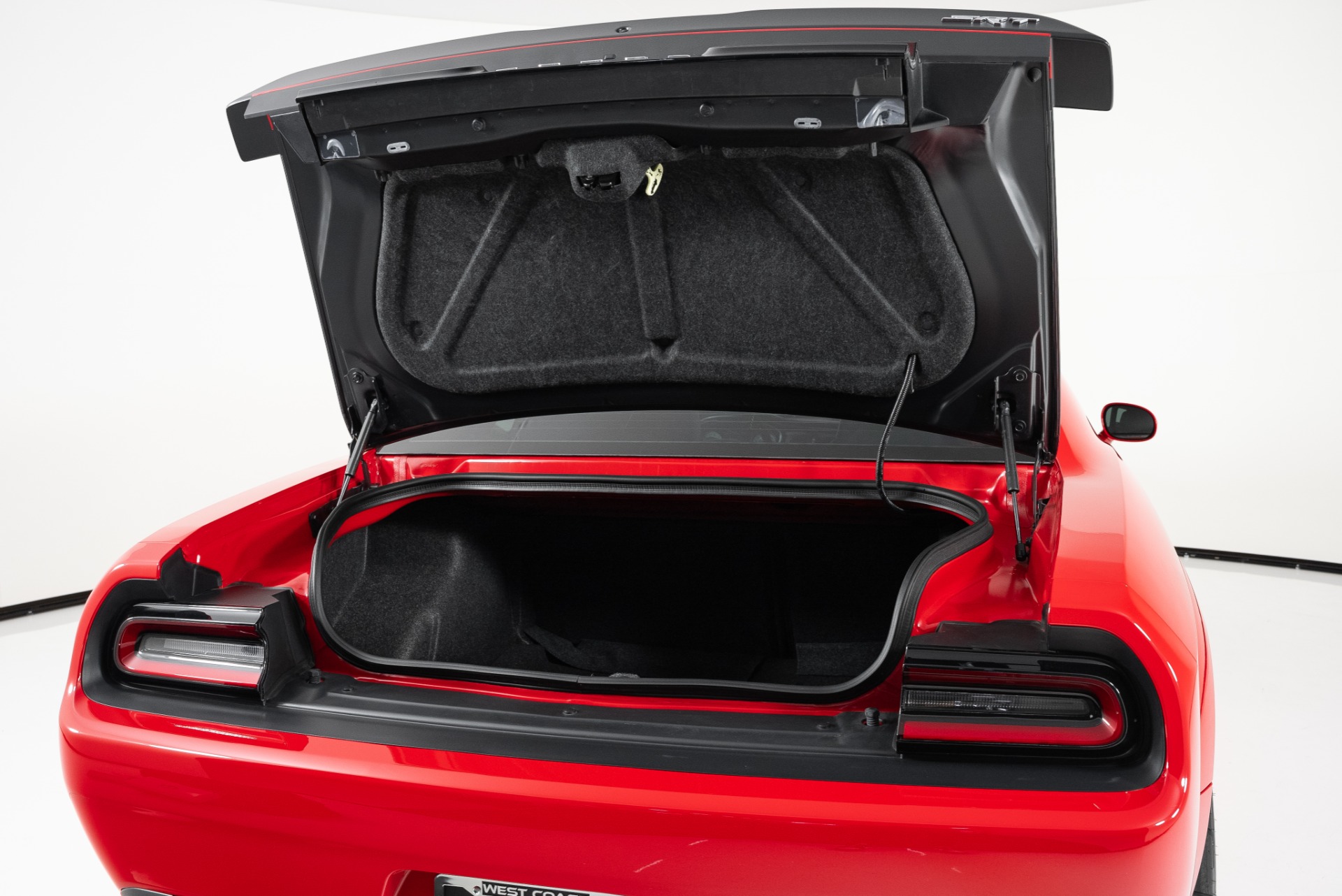 Trunk Ledge Kit | DODGE CHARGER SRT HELLCAT 2018