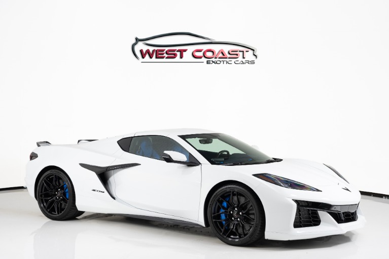 akaikuruma　張徒歩労　コロイド Used 2023 Chevrolet Corvette 3LZ For Sale (Sold) | West