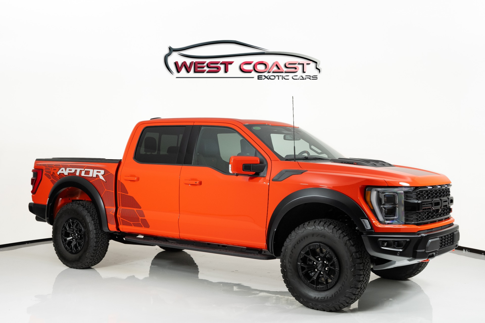 Rocker Panel Kit | FORD F-150 RAPTOR R 2025 Rocker Panel Kit | FORD F-150 RAPTOR R 2025