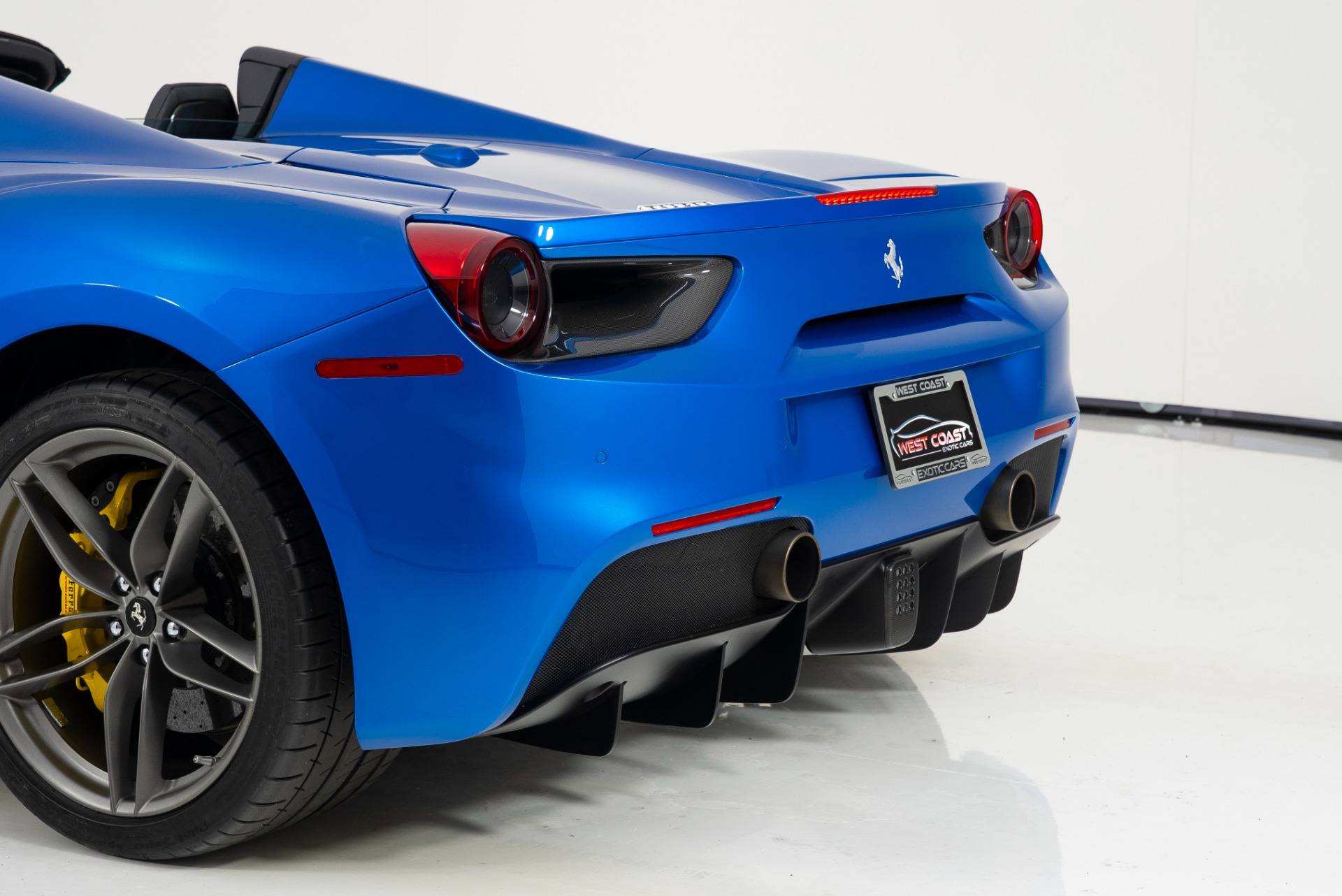 Used 2017 Ferrari 488 Spider For Sale (Sold) | duPont REGISTRY