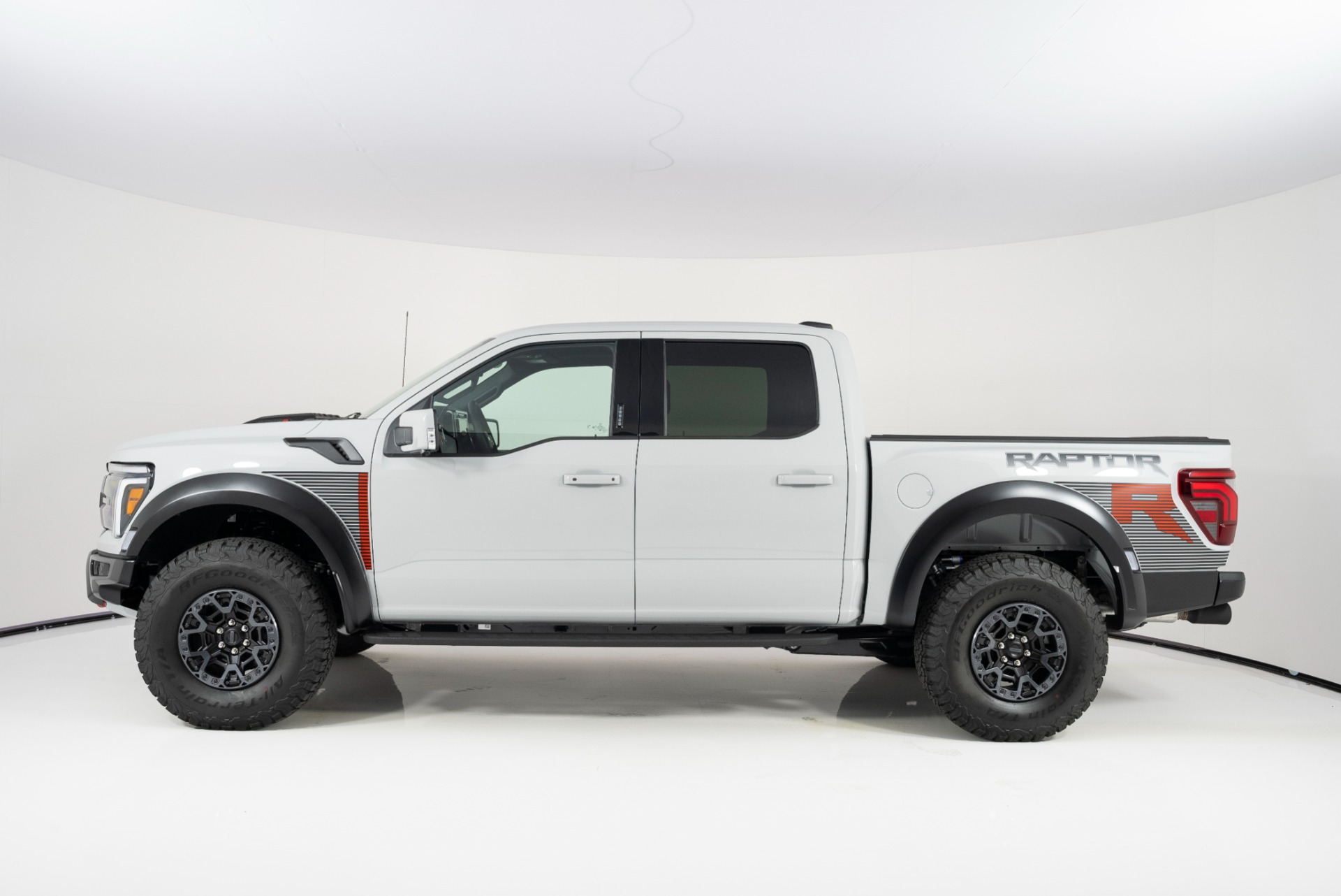 Rocker Panel Kit | FORD F-150 RAPTOR R 2024 Rocker Panel Kit | FORD F-150 RAPTOR R 2024