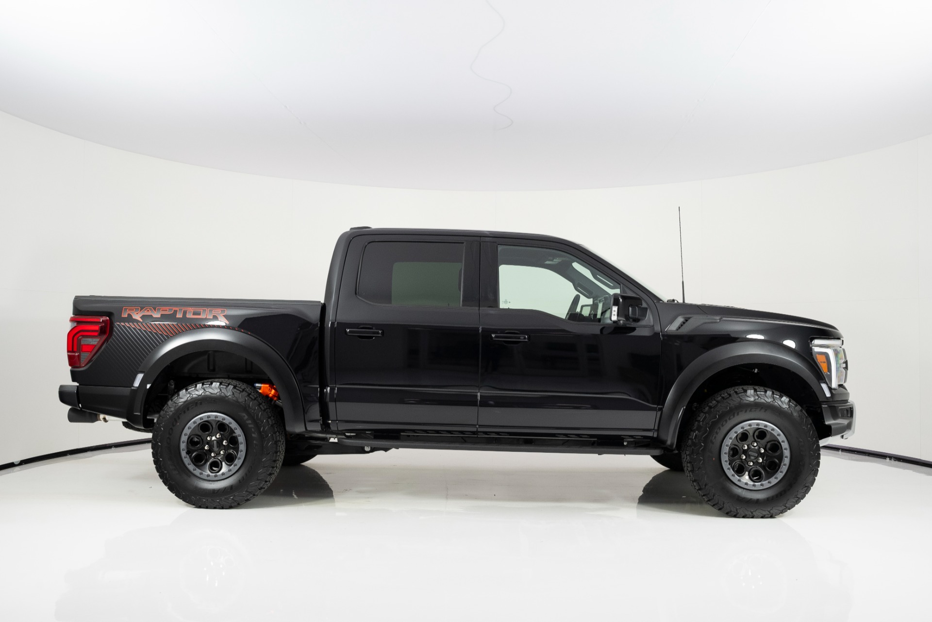 Ford Raptor 2024 Black Lifted