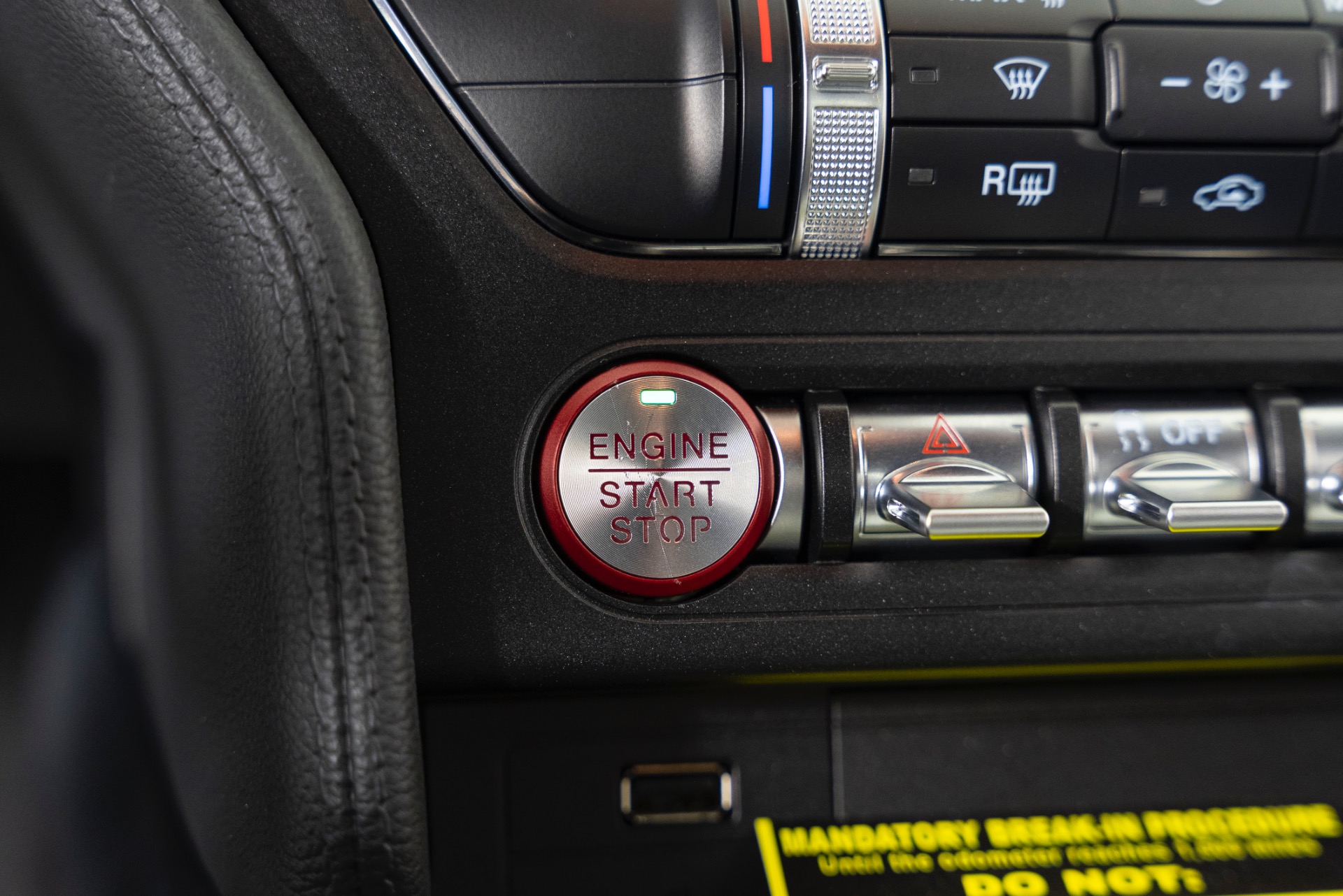 2023 Ford Mustang GT - Photo 24