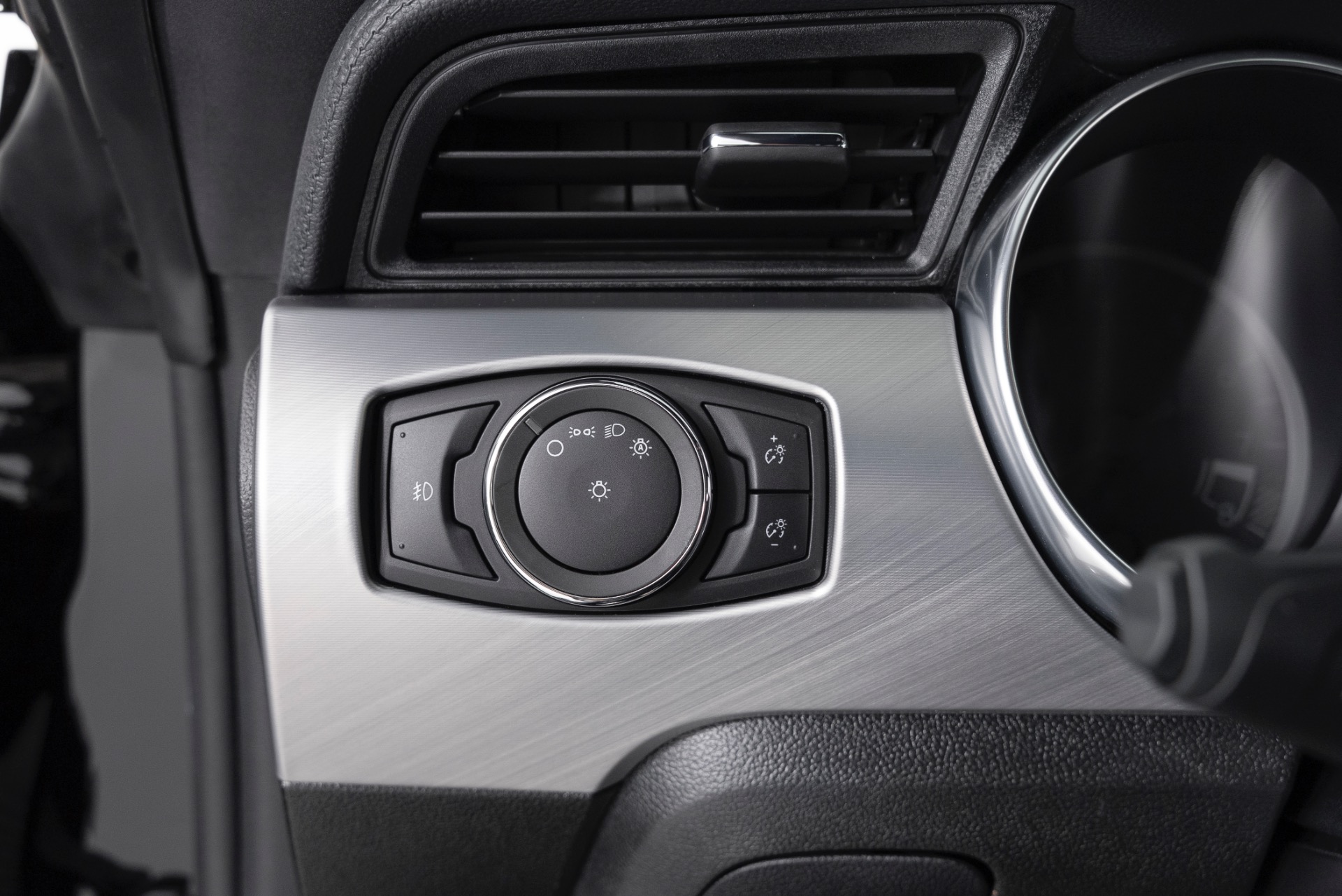 2023 Ford Mustang GT - Photo 25