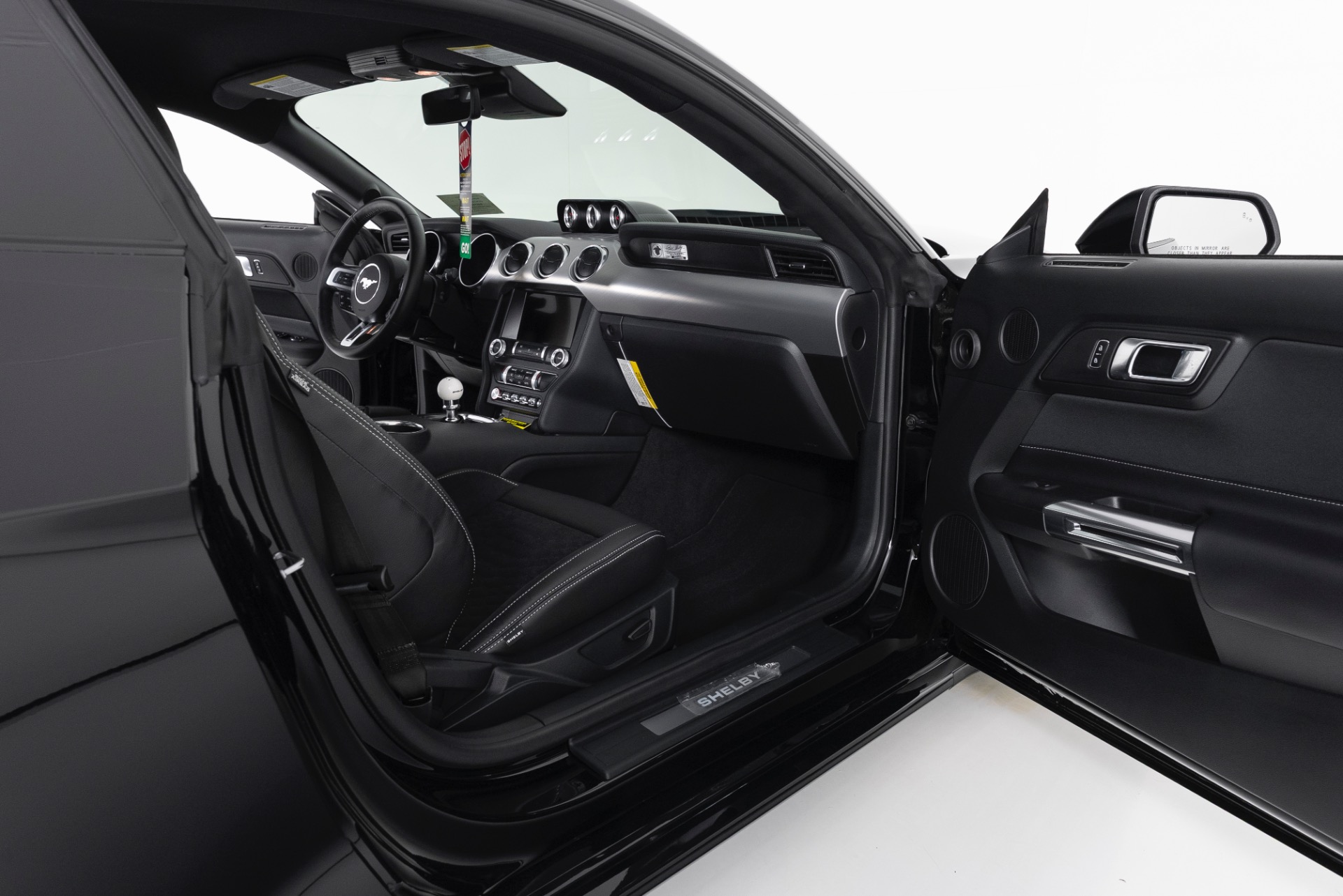2023 Ford Mustang GT - Photo 28