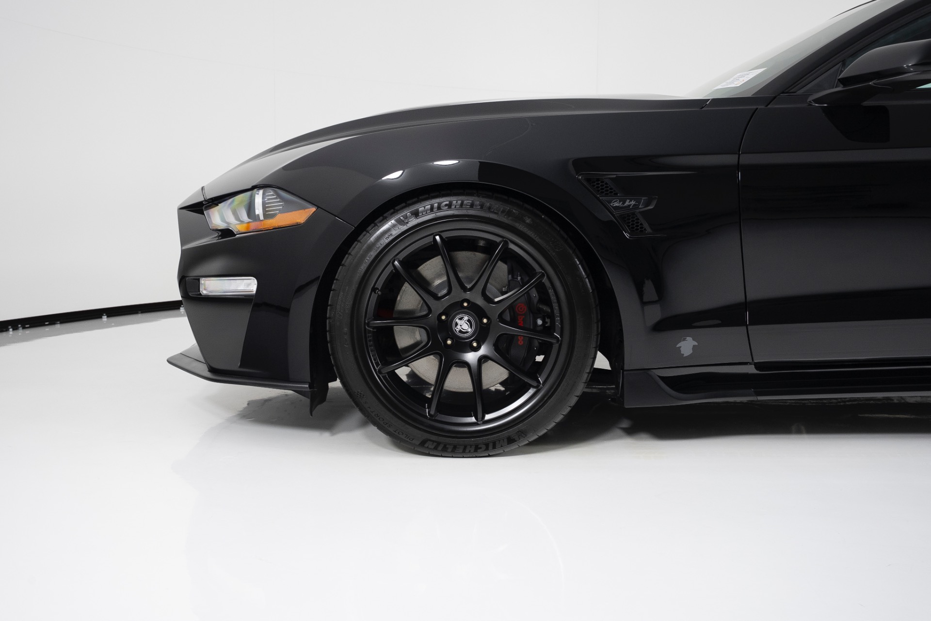 2023 Ford Mustang GT - Photo 9