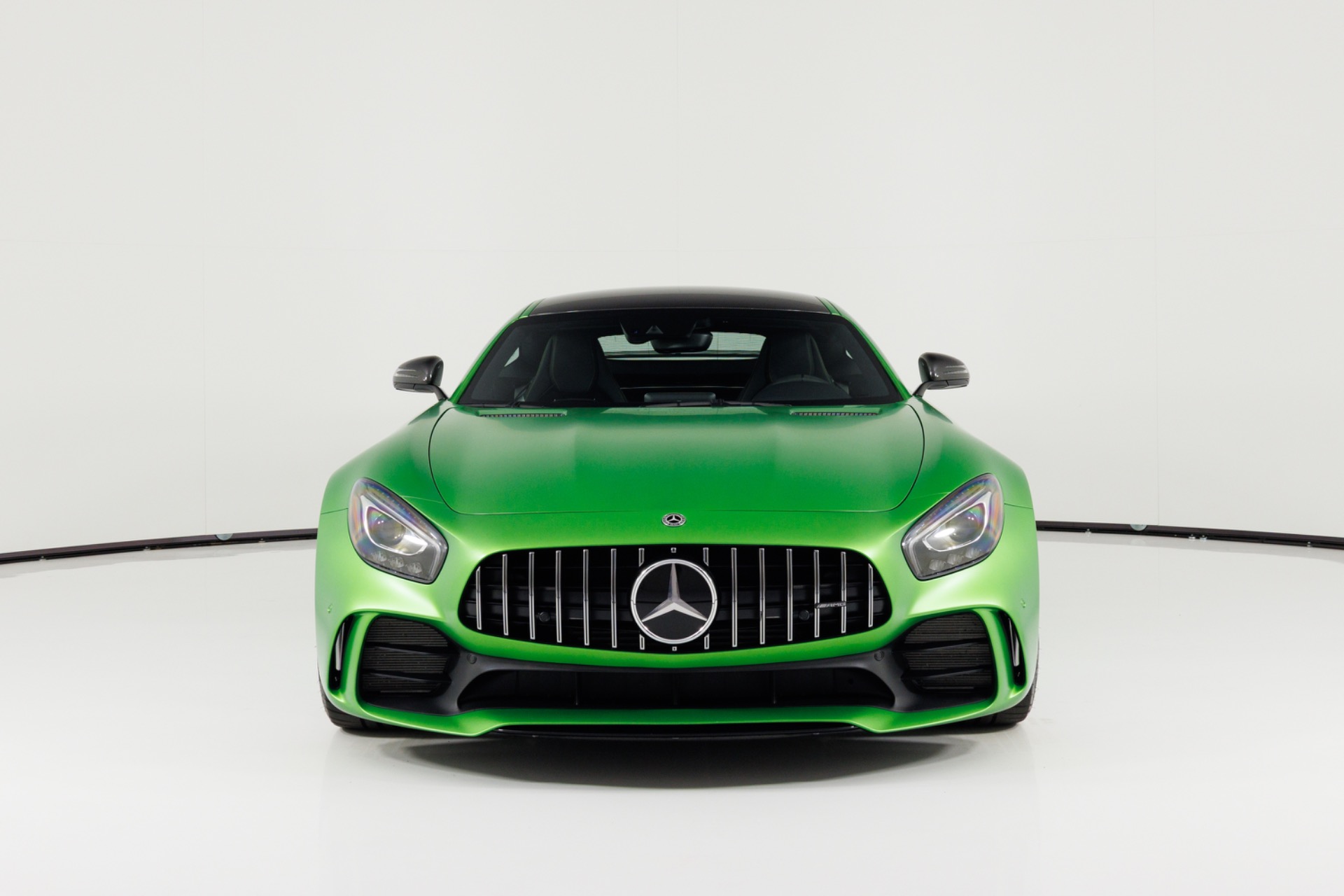 ベンツAMG Used 2018 Mercedes-Benz AMG GT R For Sale (Sold) | duPont REGISTRY