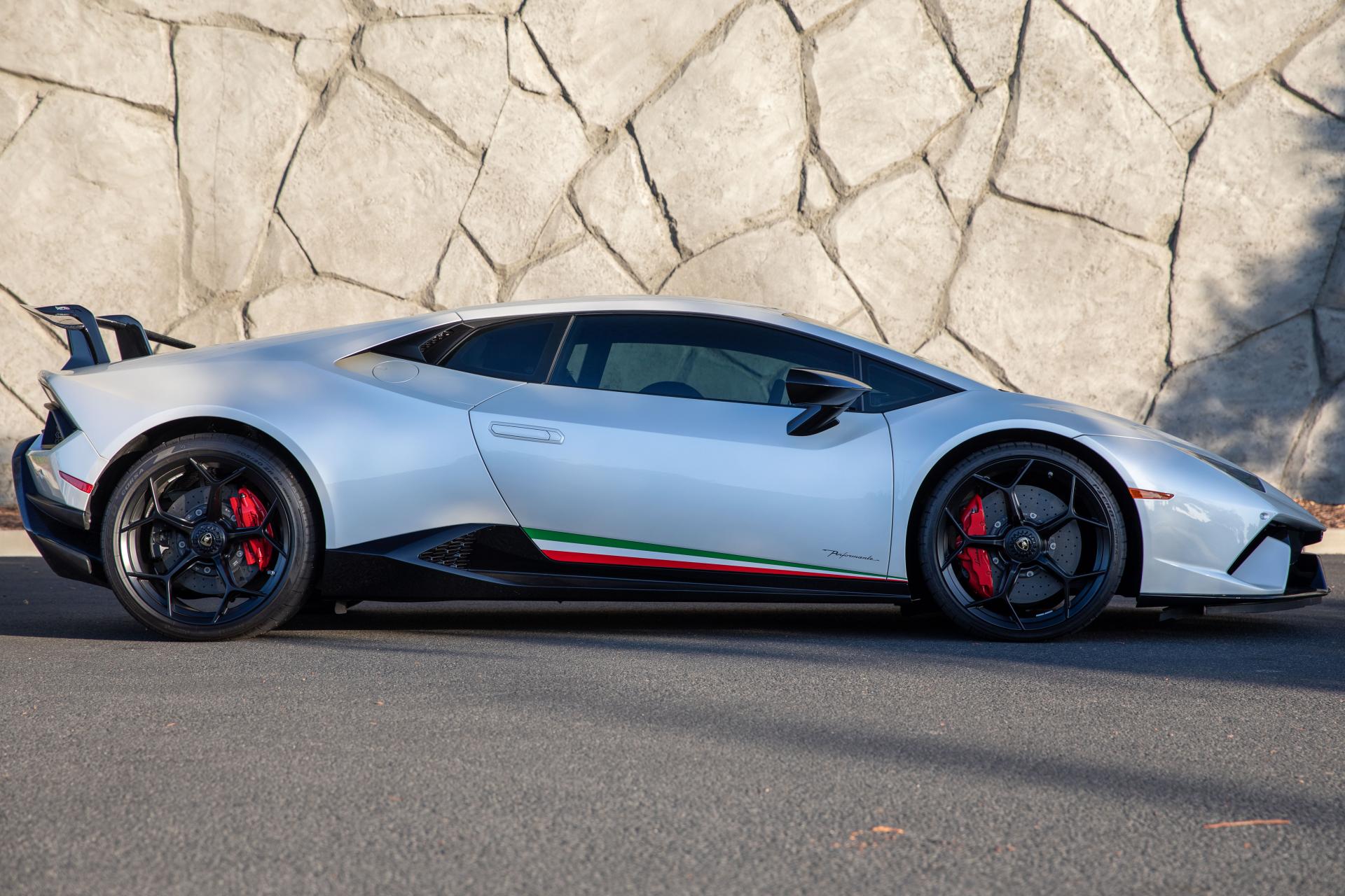 Used 2018 Lamborghini Huracan Performante For Sale (Sold