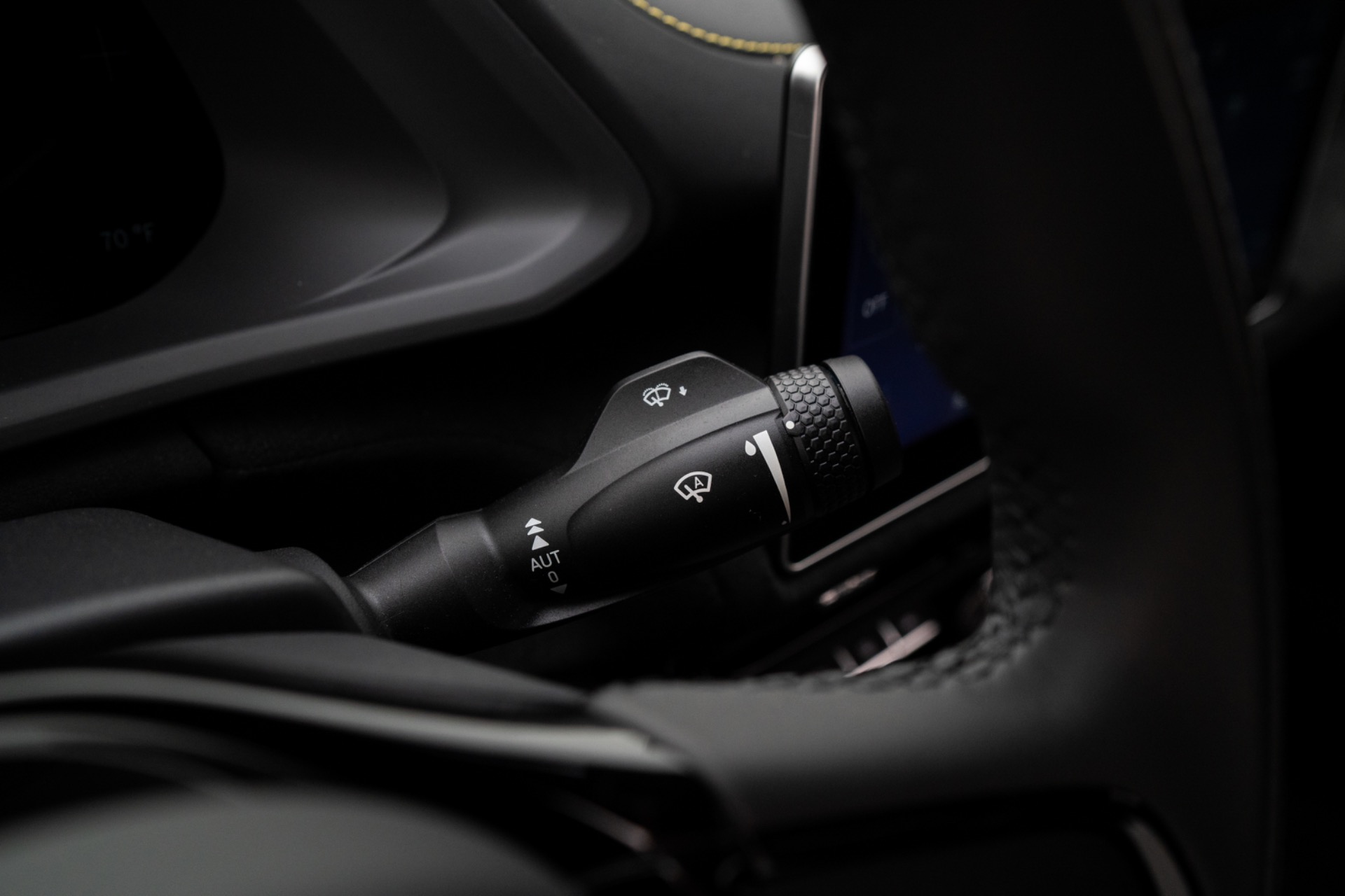 2024 Lotus Emira First Edition - Photo 28