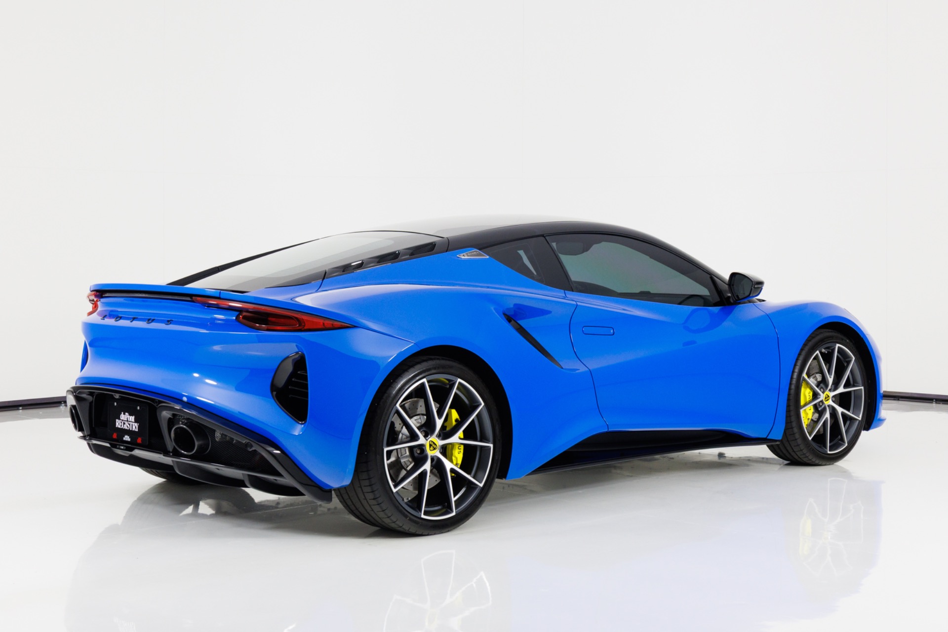 2024 Lotus Emira First Edition - Photo 3