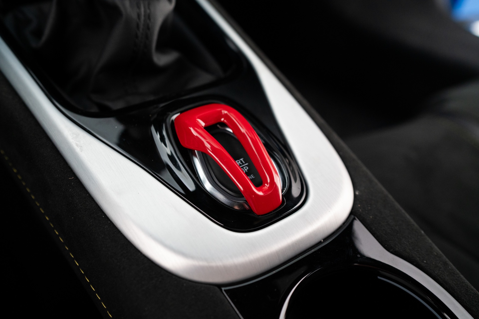 2024 Lotus Emira First Edition - Photo 36