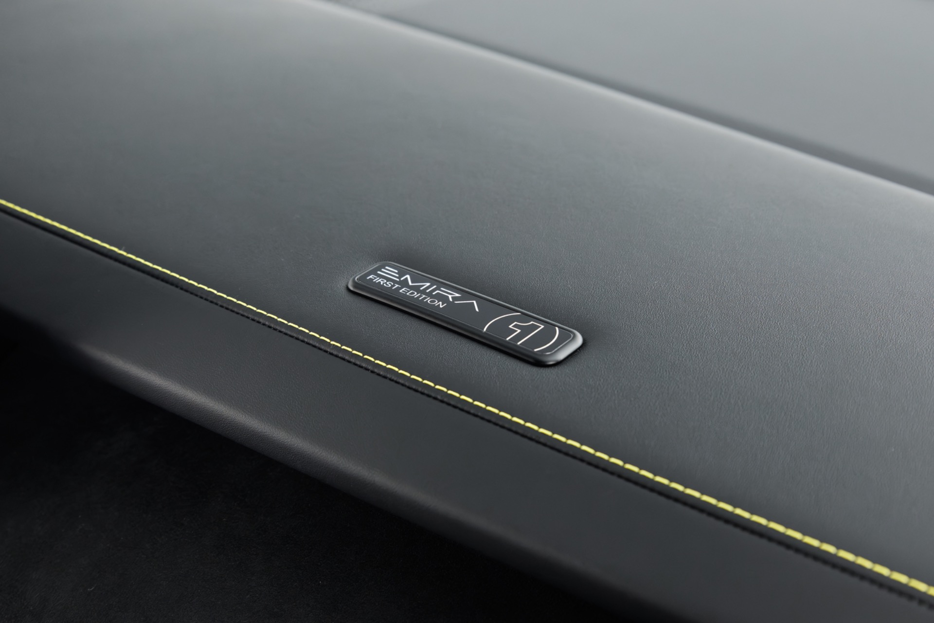 2024 Lotus Emira First Edition - Photo 39