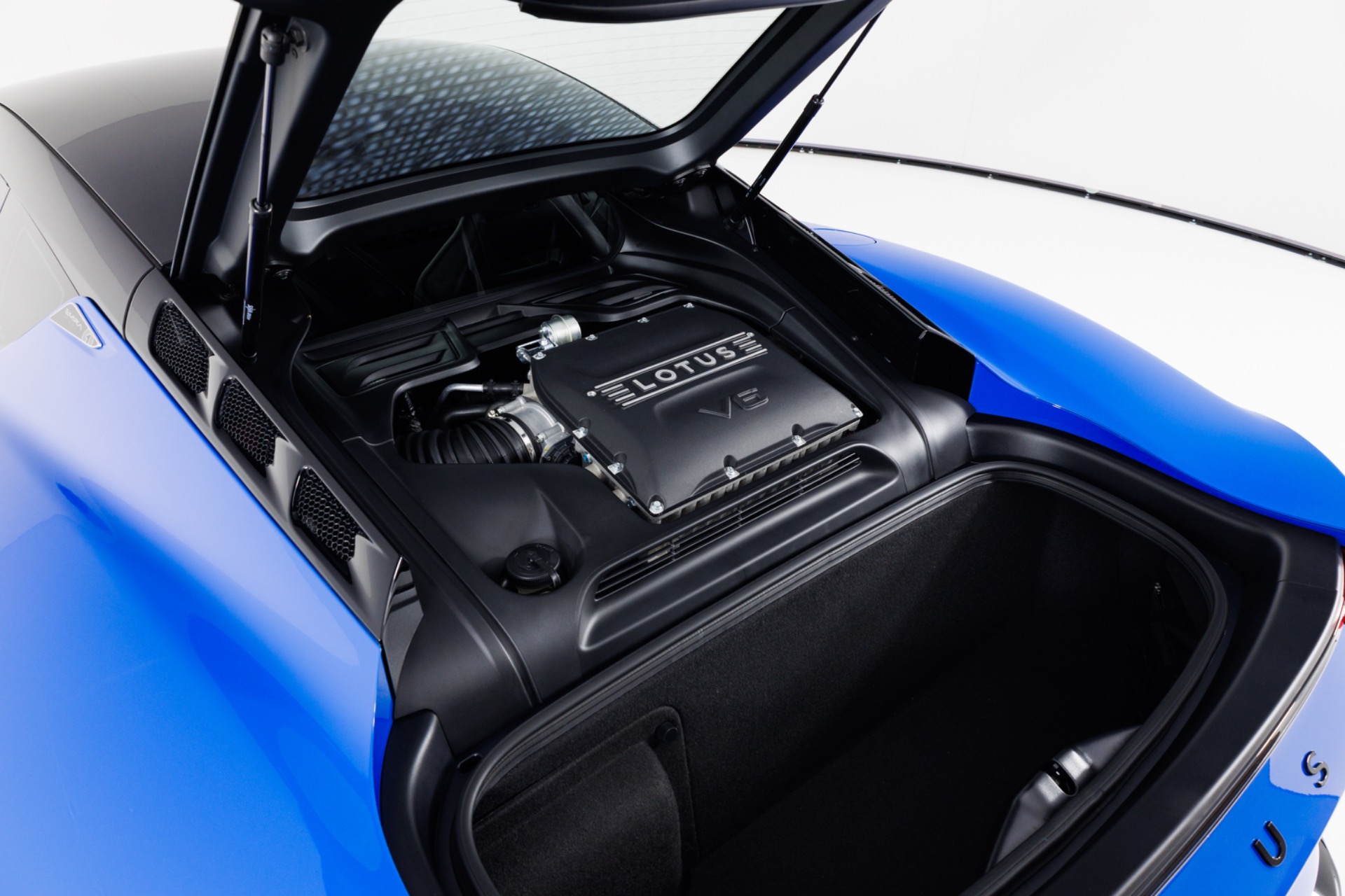 2024 Lotus Emira First Edition - Photo 52