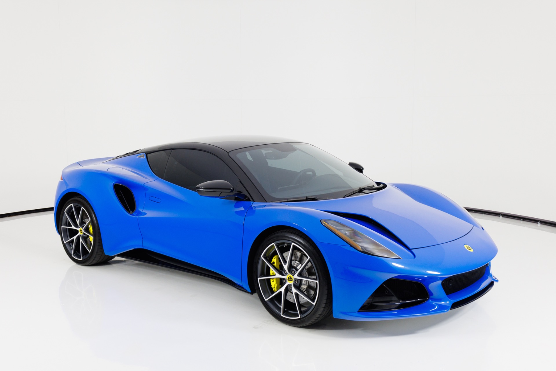 2024 Lotus Emira First Edition - Photo 56
