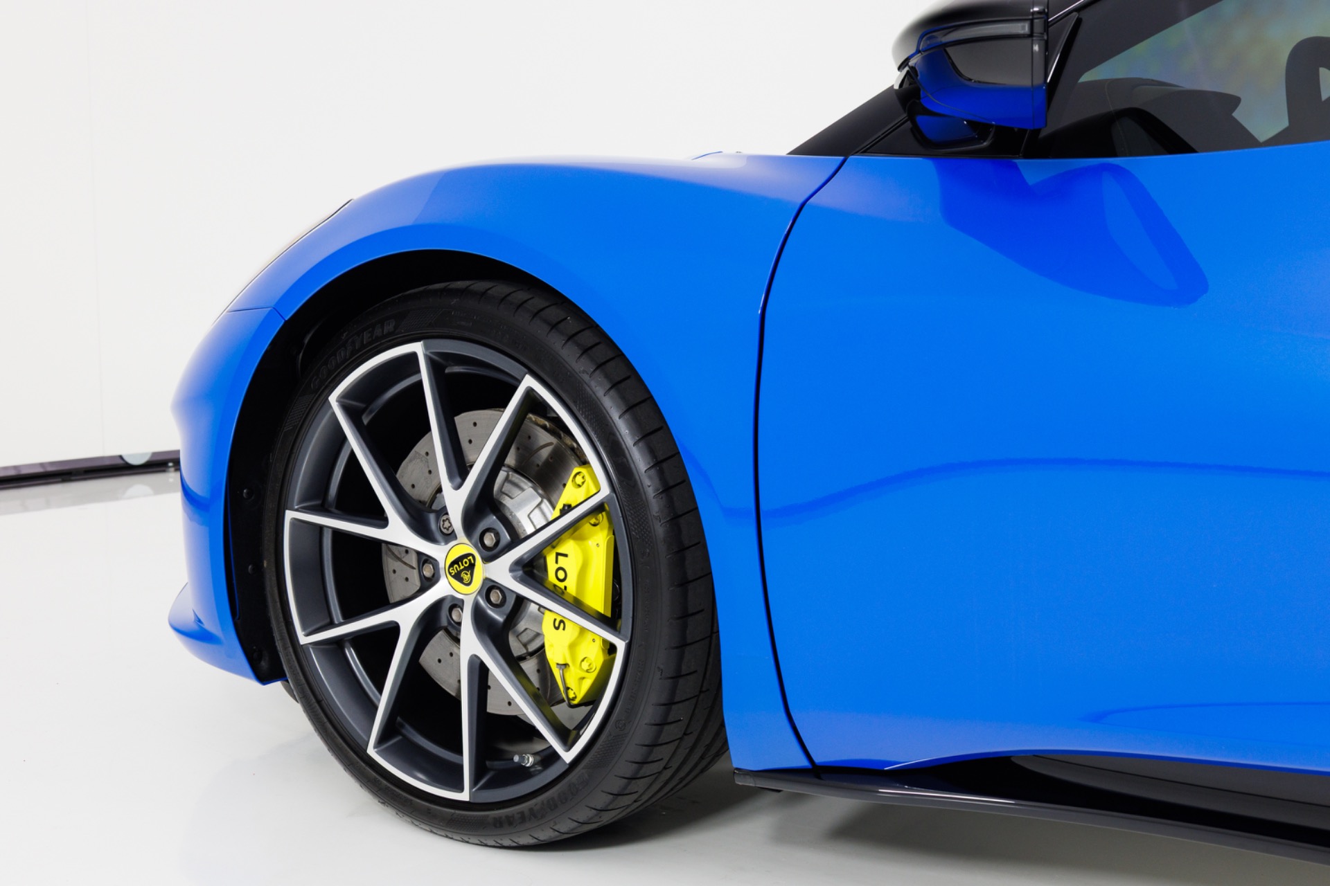 2024 Lotus Emira First Edition - Photo 66