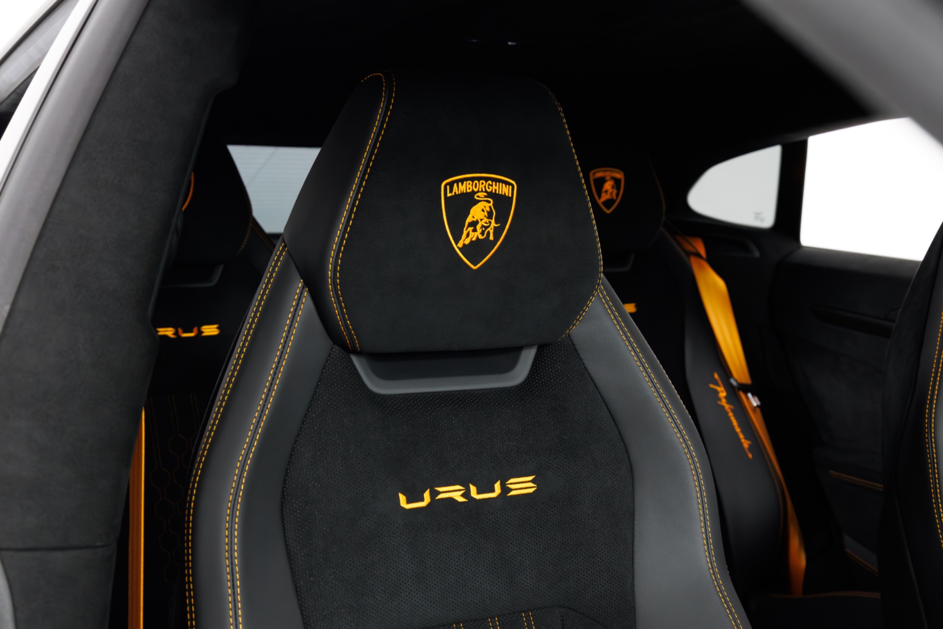 2024 Lamborghini Urus Performante - Photo 39