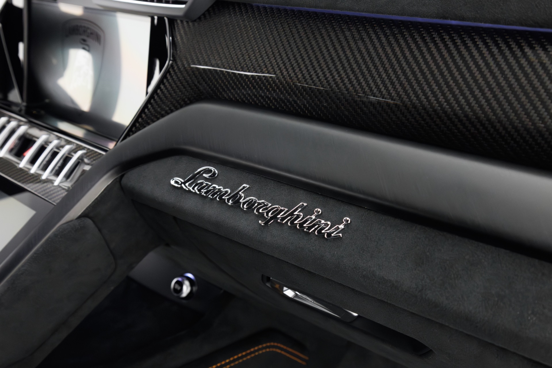 2024 Lamborghini Urus Performante - Photo 42