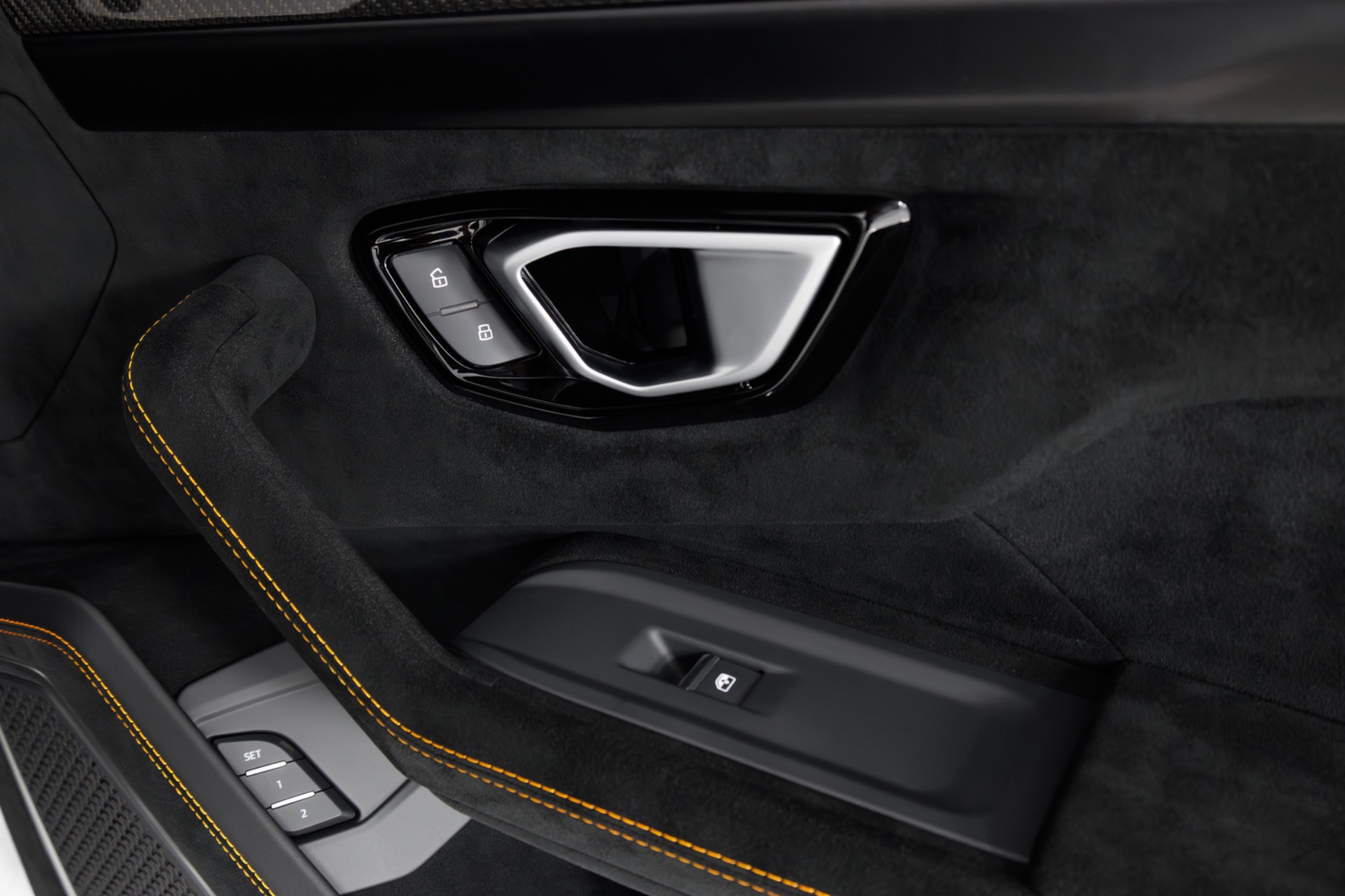 2024 Lamborghini Urus Performante - Photo 45