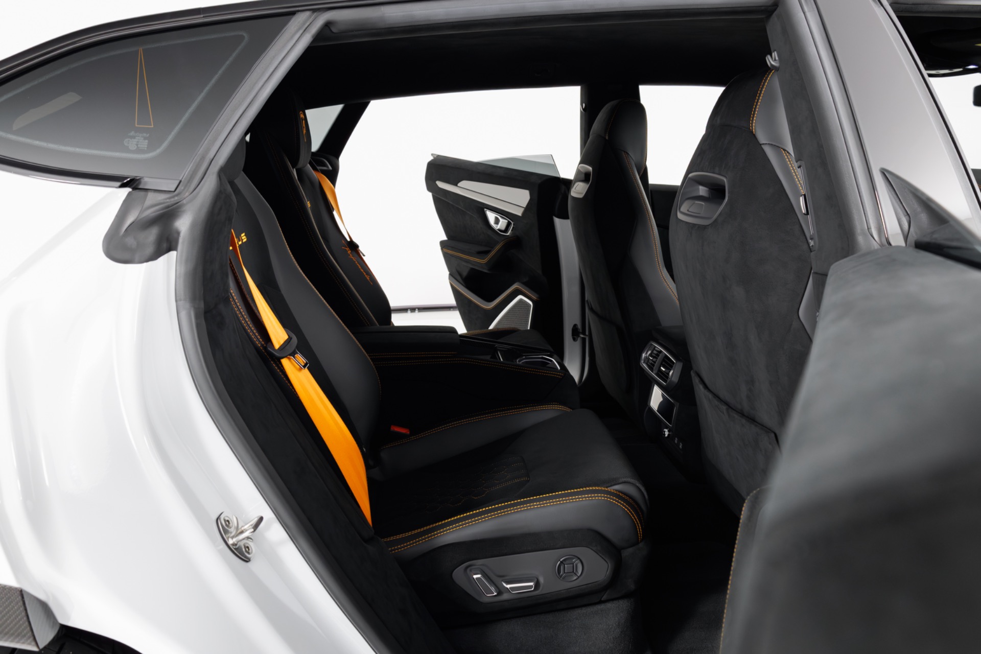 2024 Lamborghini Urus Performante - Photo 48
