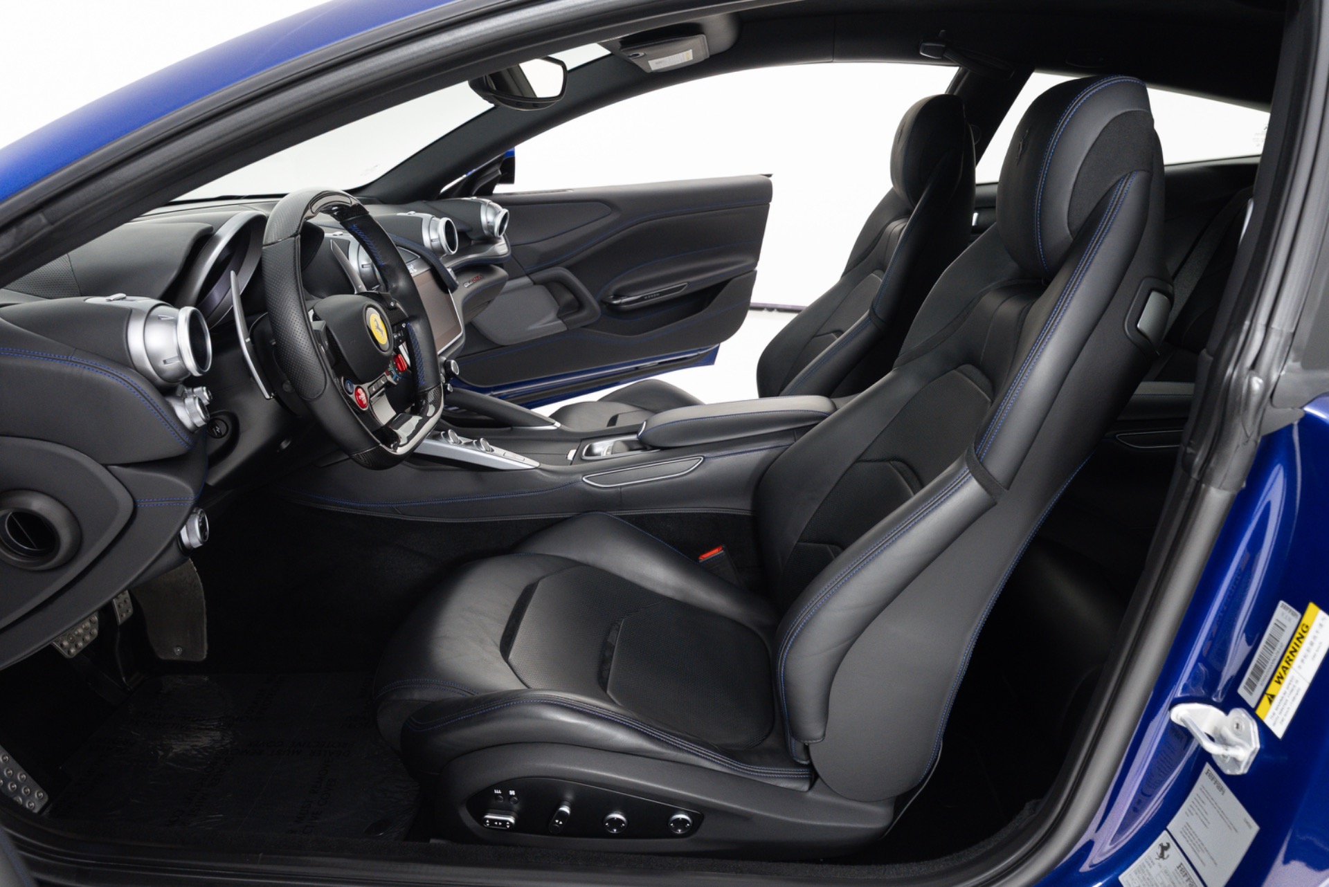 2019 Ferrari GTC4Lusso Base - Photo 16