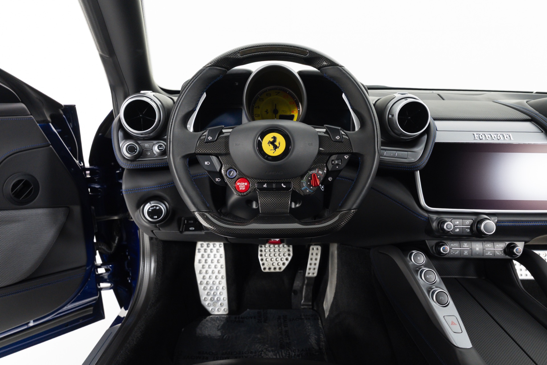 2019 Ferrari GTC4Lusso Base - Photo 19