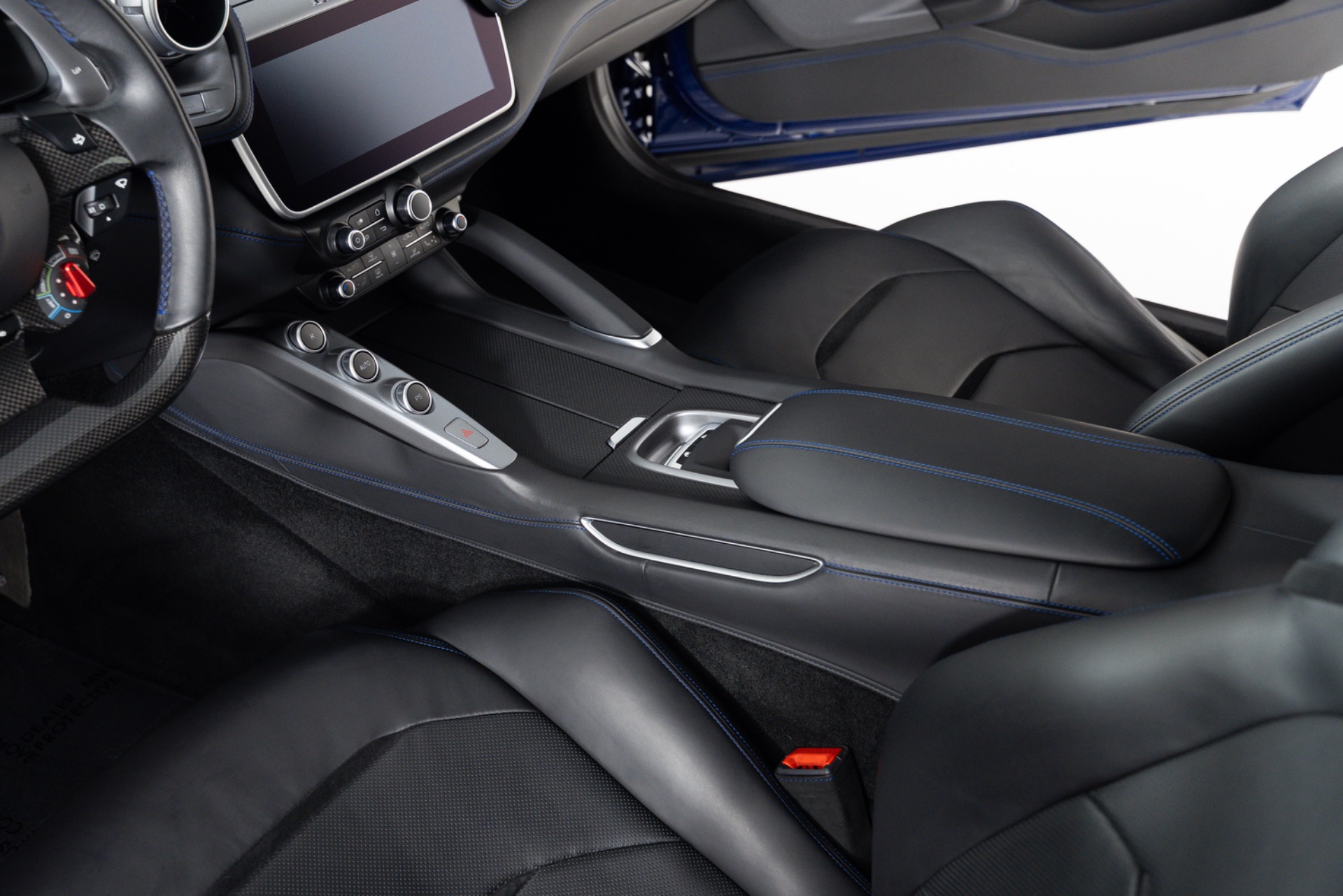 2019 Ferrari GTC4Lusso Base - Photo 25