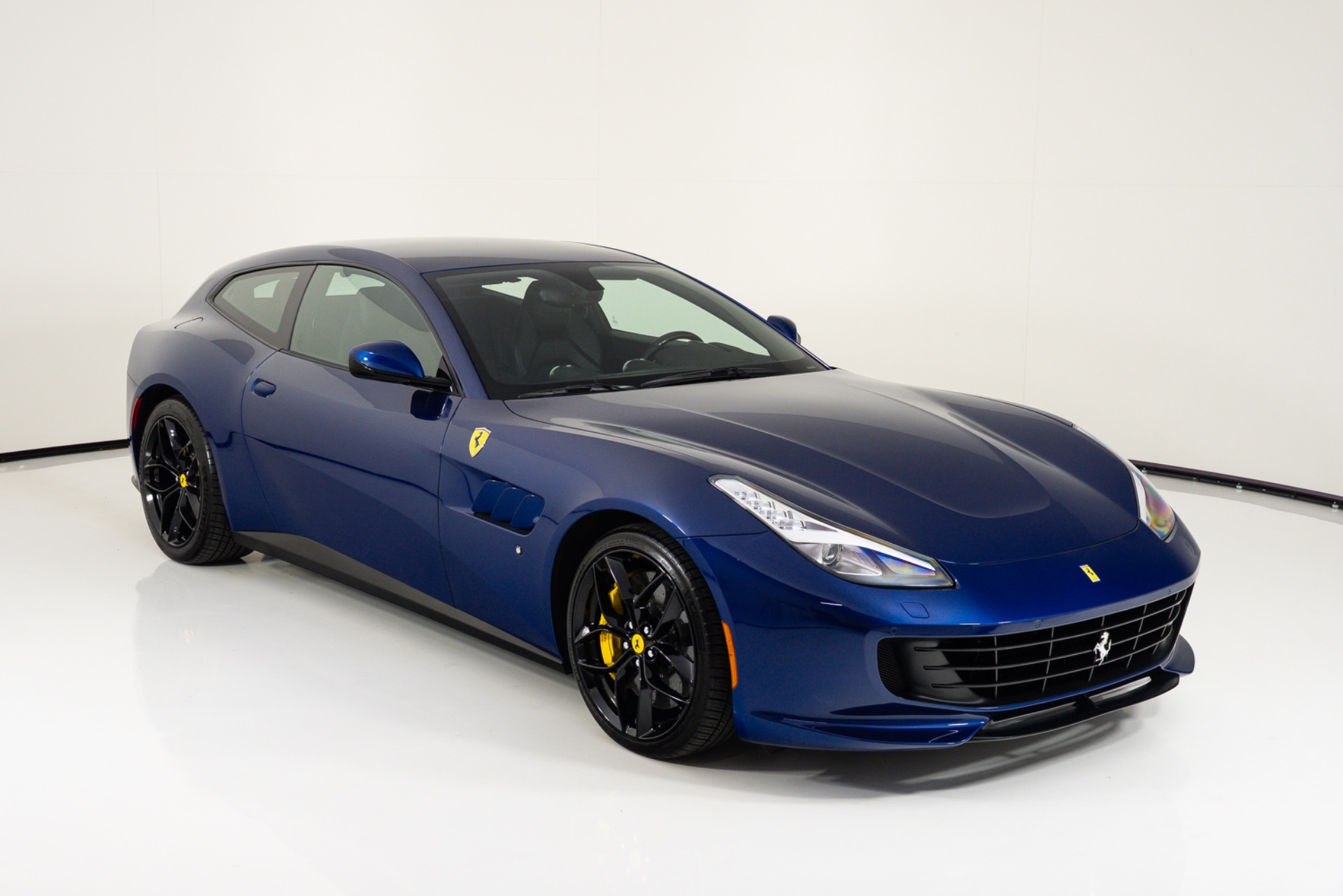 2019 Ferrari GTC4Lusso Base - Photo 55