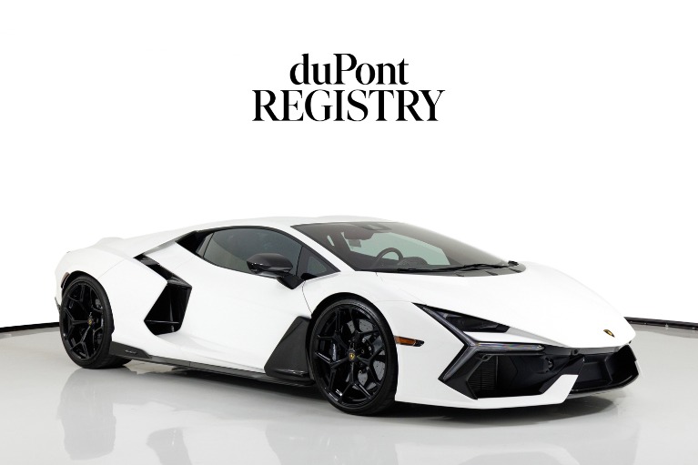 2024 Lamborghini Revuelto