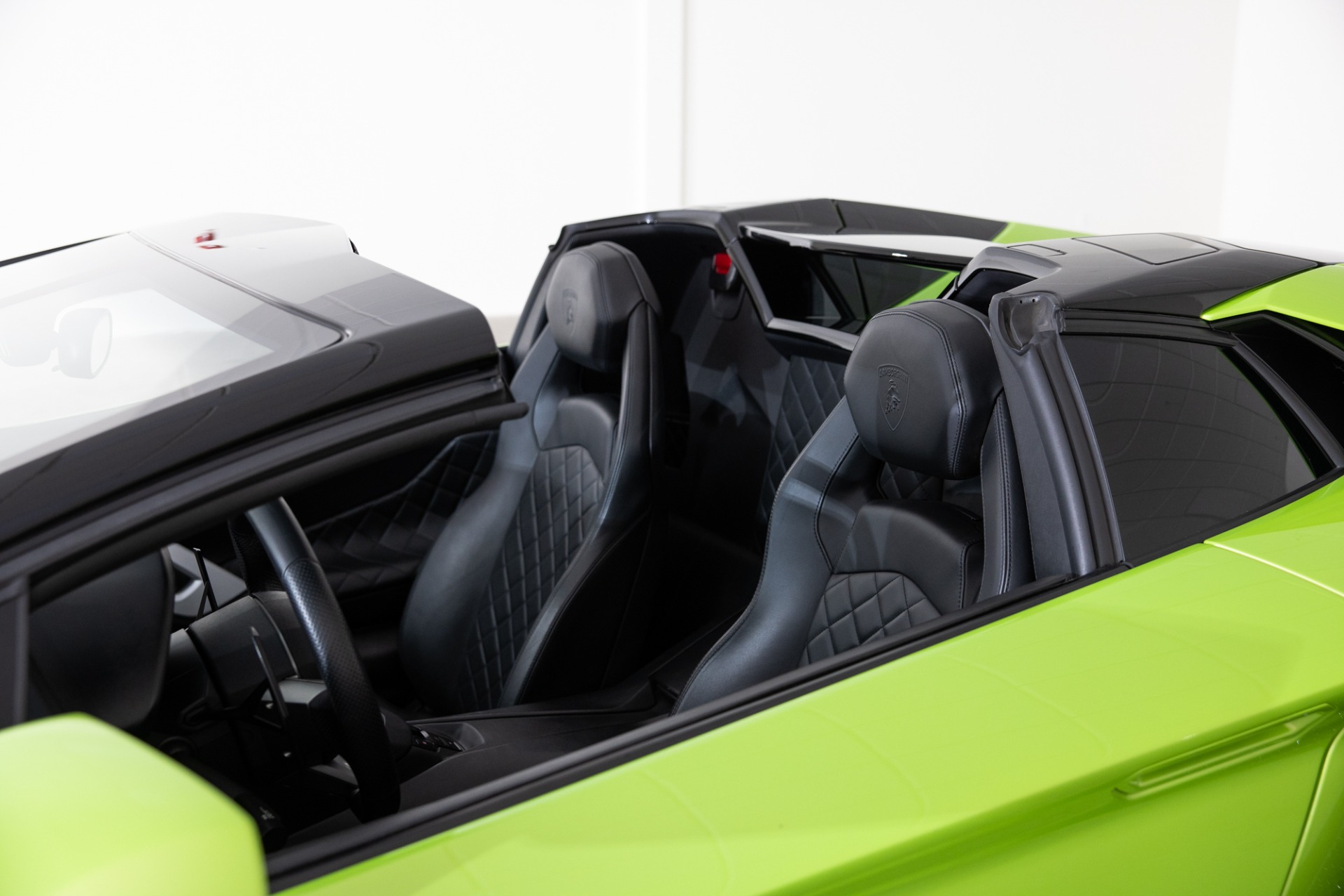 Used 2015 Lamborghini Aventador LP 700-4 Roadster For Sale