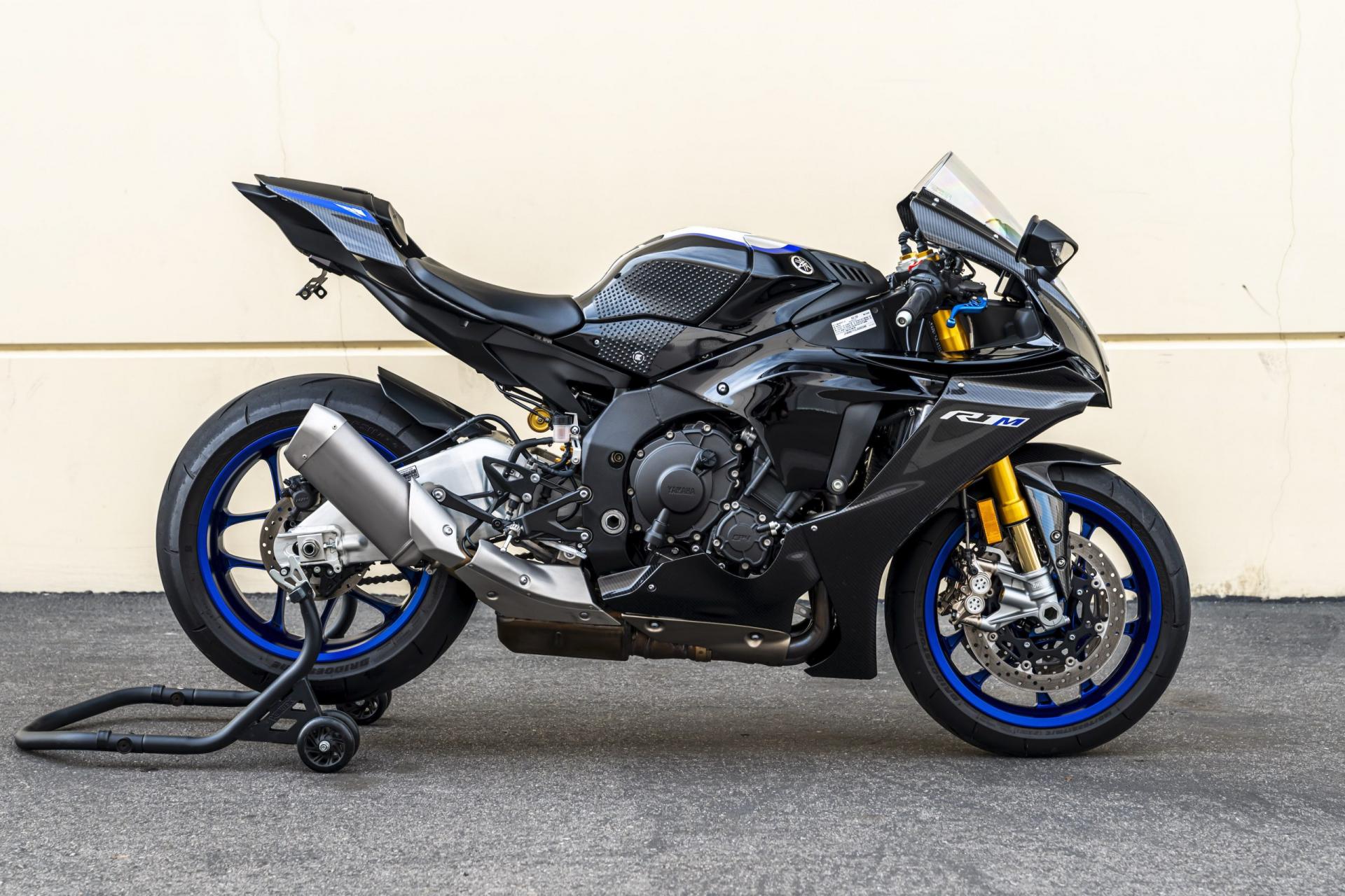 2020 yamaha store r1m price