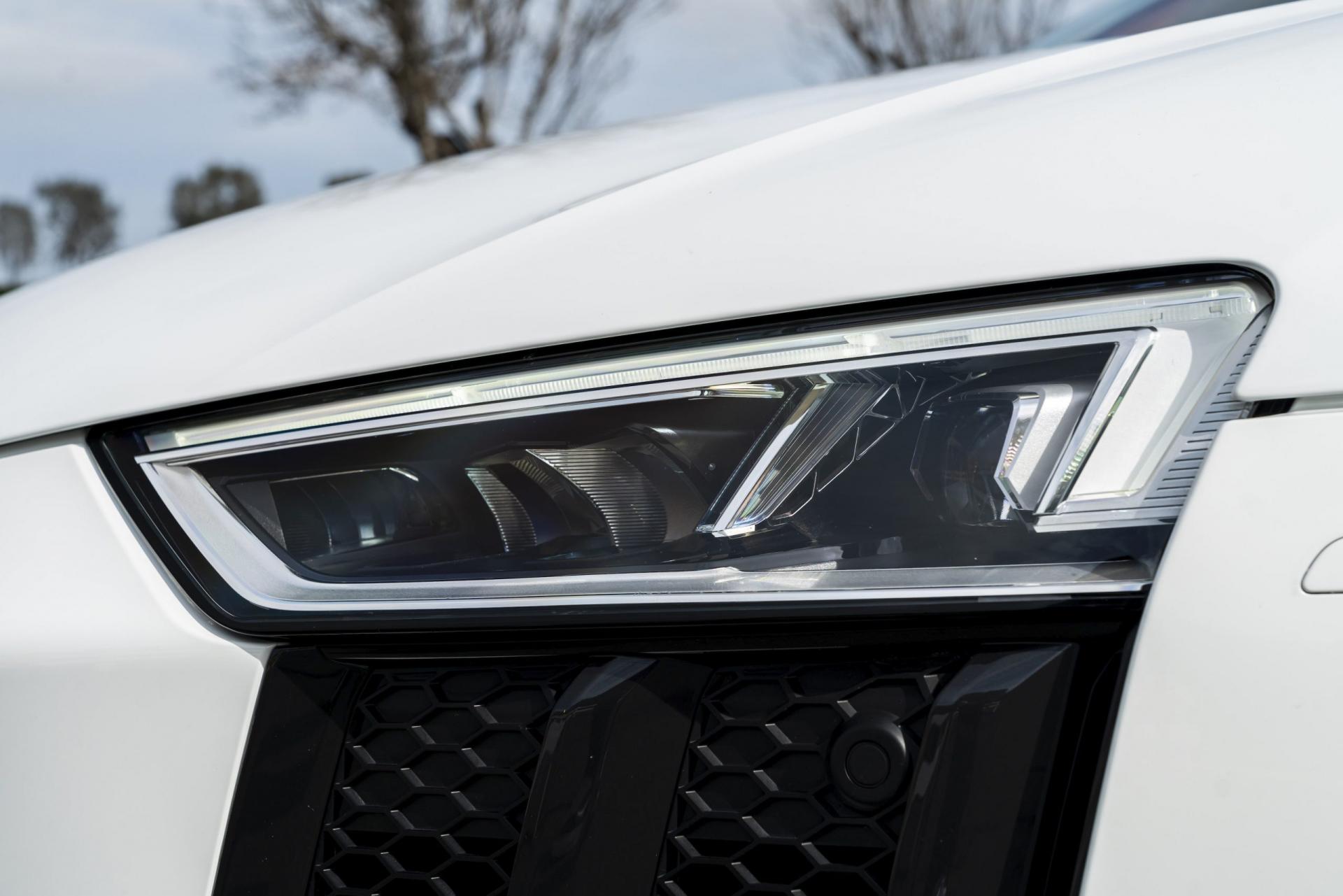 Audi R8 Custom Headlights
