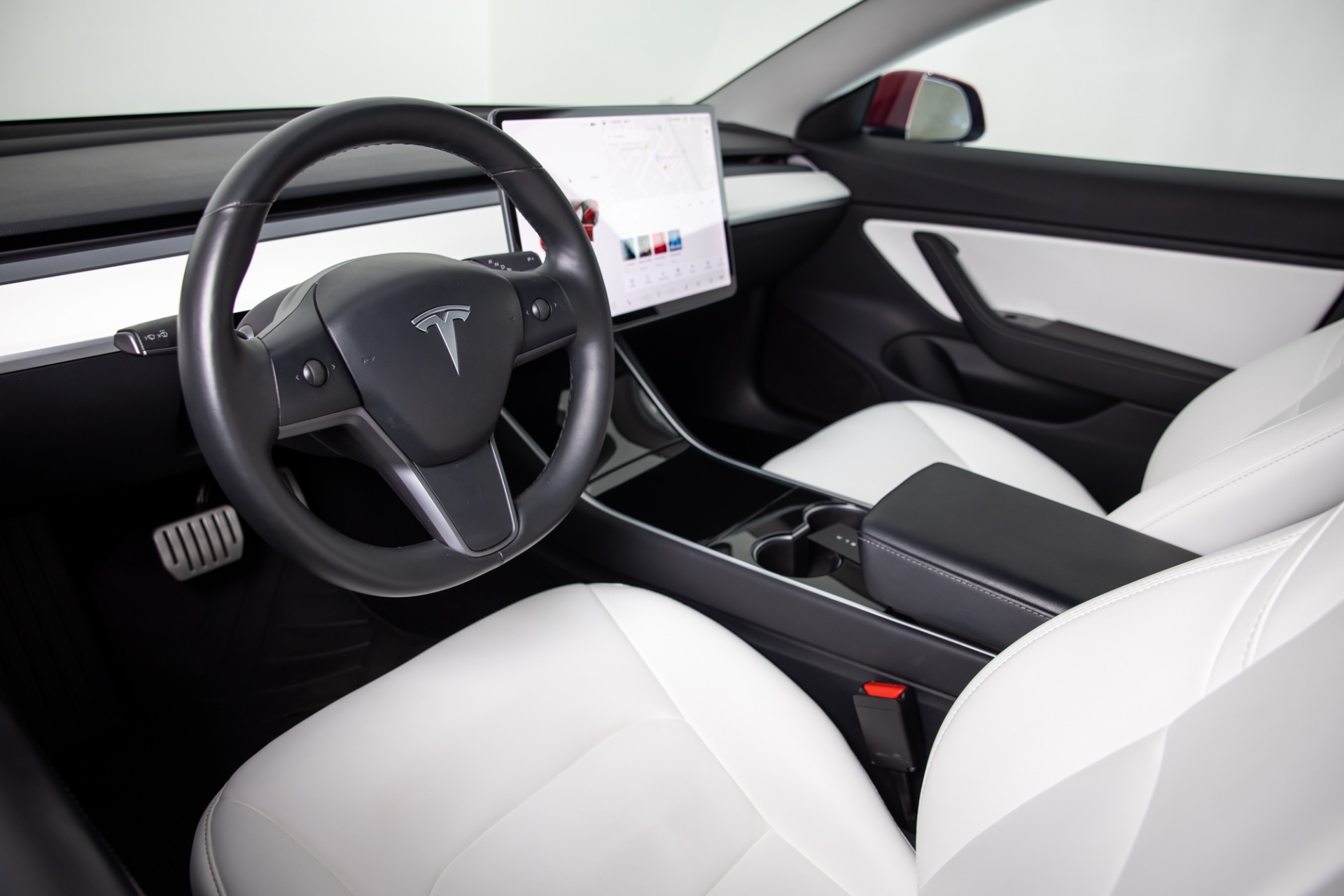 Used tesla model on sale 3 white interior