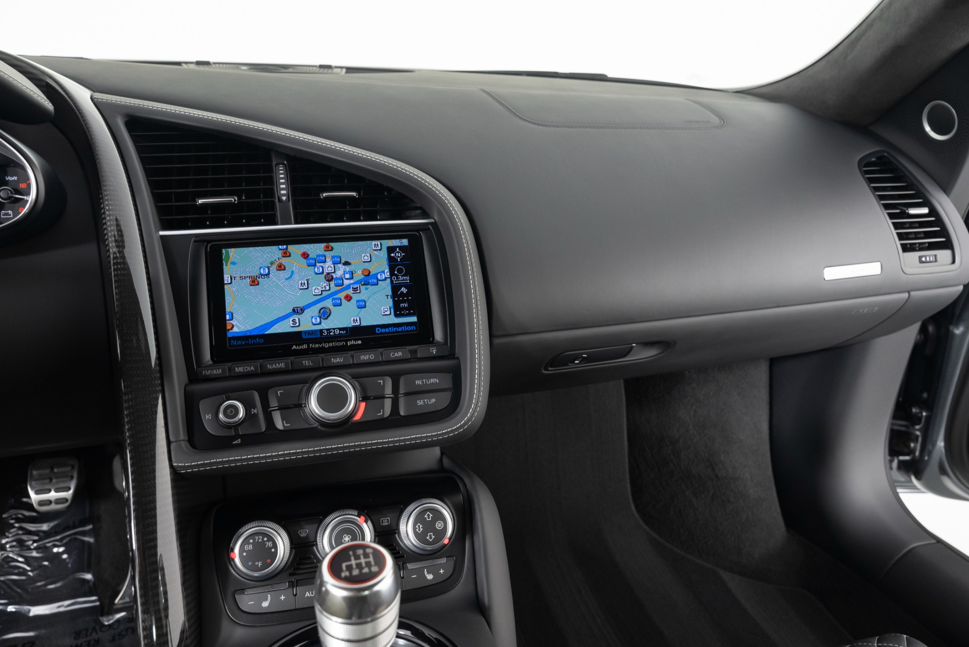 2015 Audi R8 Interior