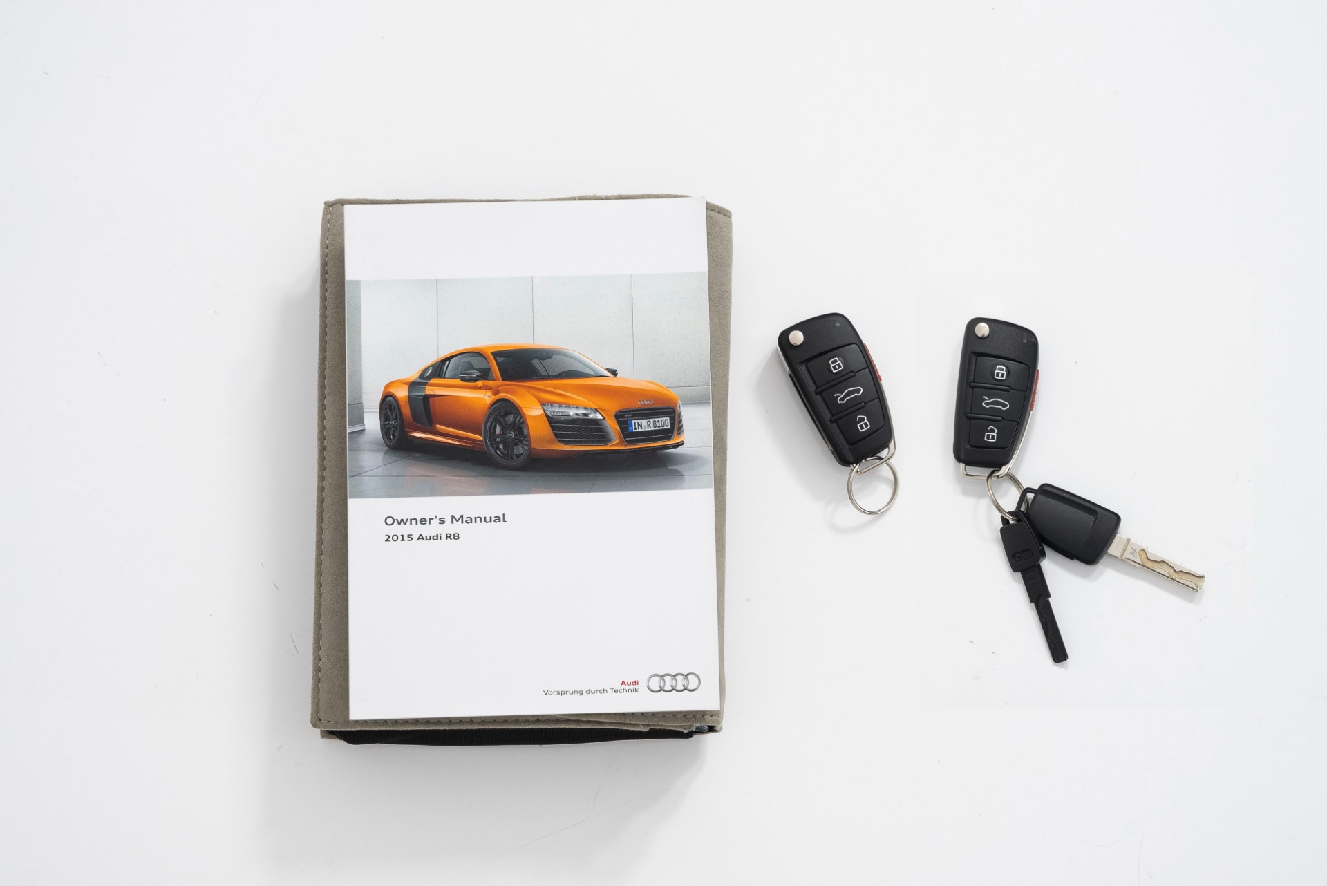 マイスト　Audi  R8 Amazon | マイスト 1/24 アウディ R8 V10 Plus 組み立て キット Maisto