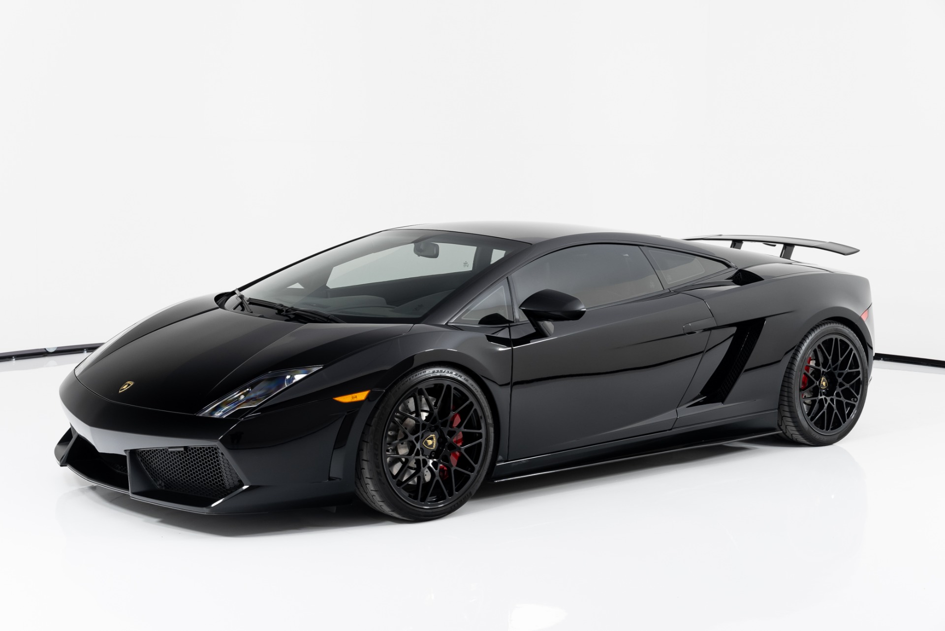 Used-2013-Lamborghini-Gallardo